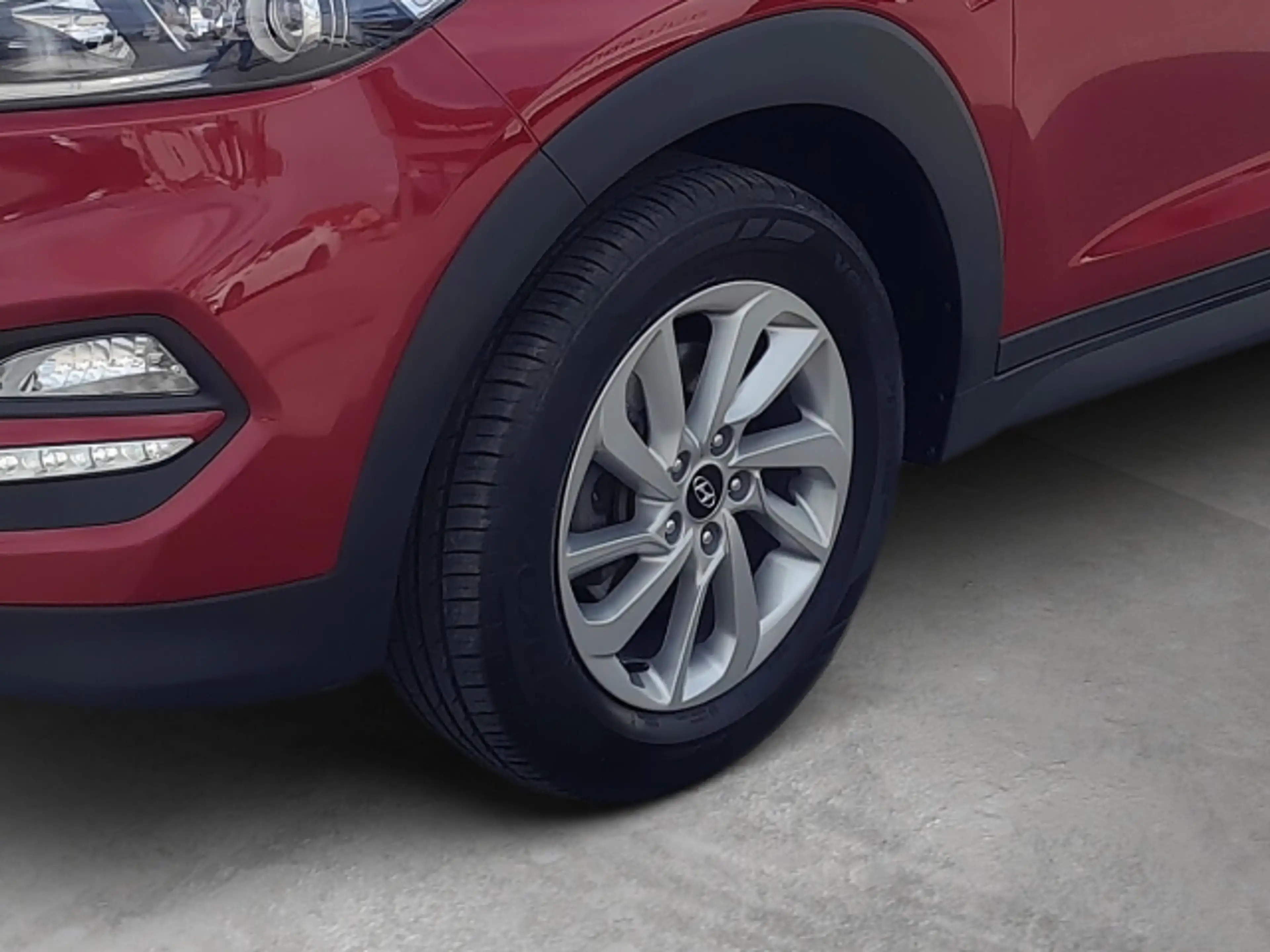 Hyundai TUCSON 1,7 CRDI Start-Stopp Edition 25 DCT SHZG+LNKHZG+T — photo 10