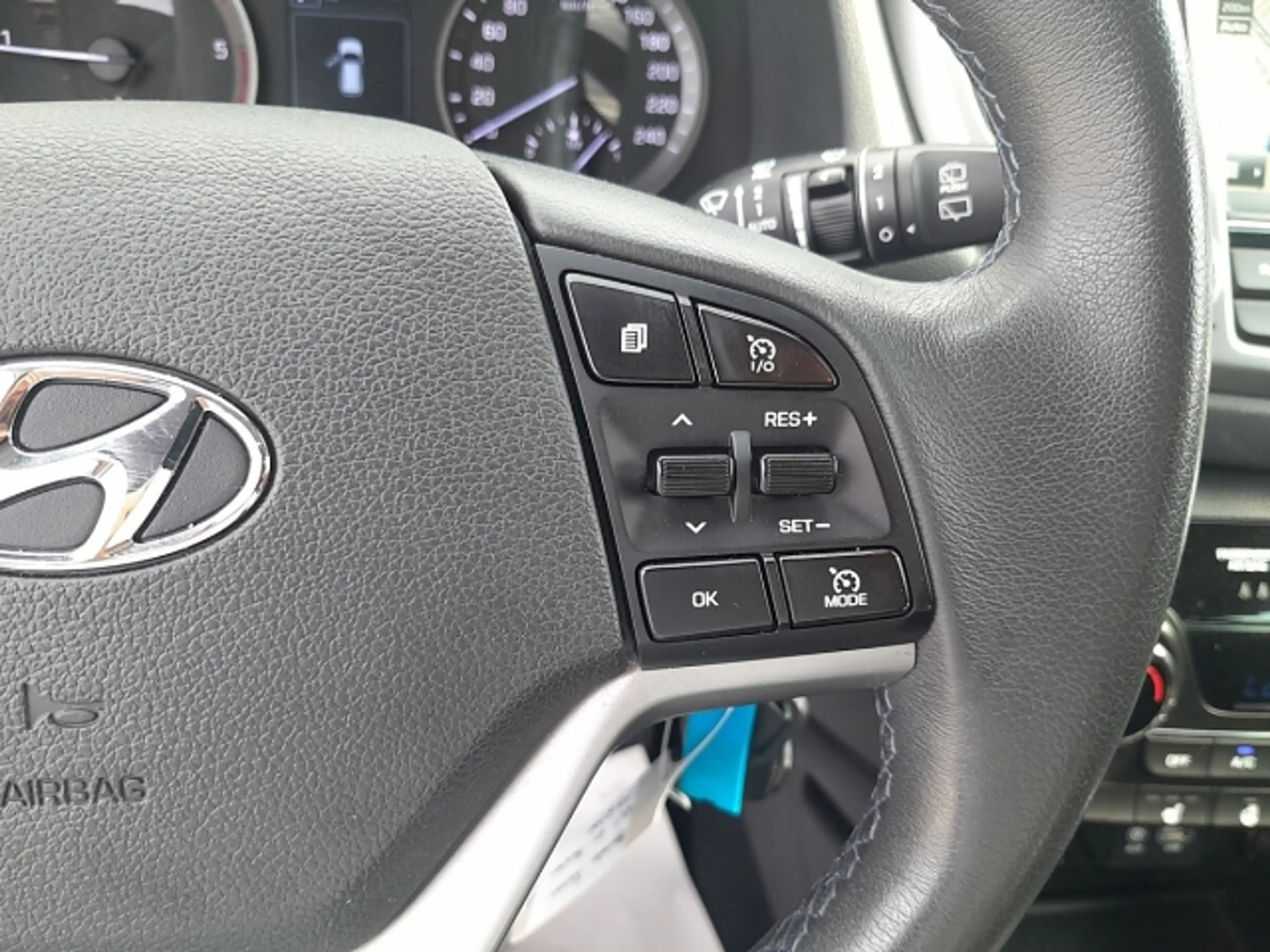 Hyundai TUCSON 1,7 CRDI Start-Stopp Edition 25 DCT SHZG+LNKHZG+T — photo 15