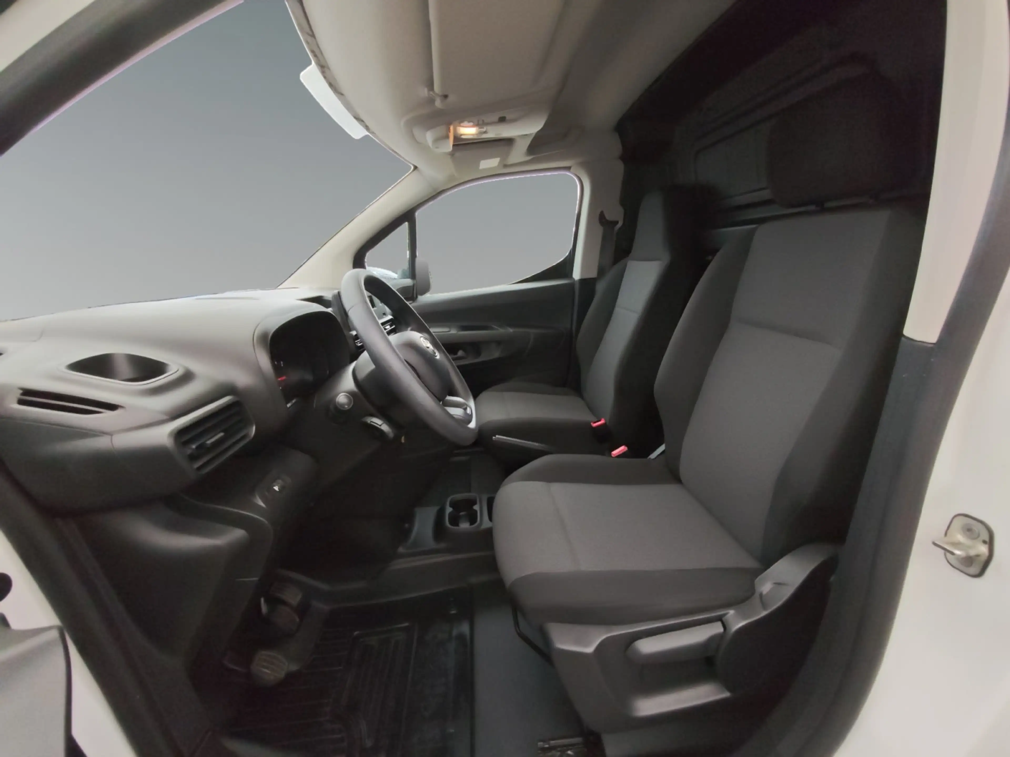 Toyota Proace City 1.2 L1 Duty KLIM+Bluet+Temp — photo 10