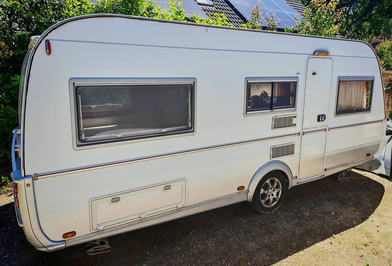Caravans-Wohnm Tabbert Puccini/Mover vollautom./Airzelt/Alko Kupplung/Längsbetten/TV/100 er Zulassung Weiß - 1