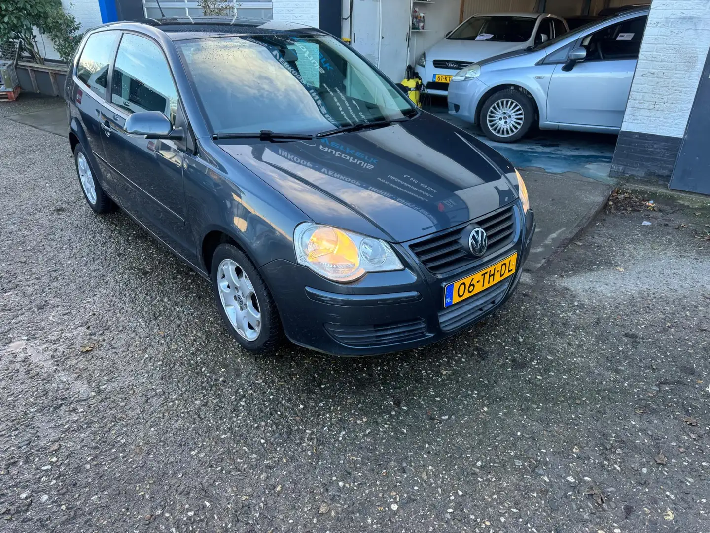 Volkswagen Polo 1.6-16V Optive- Eerste eigenaar- met onderhoudshis Blauw - 2