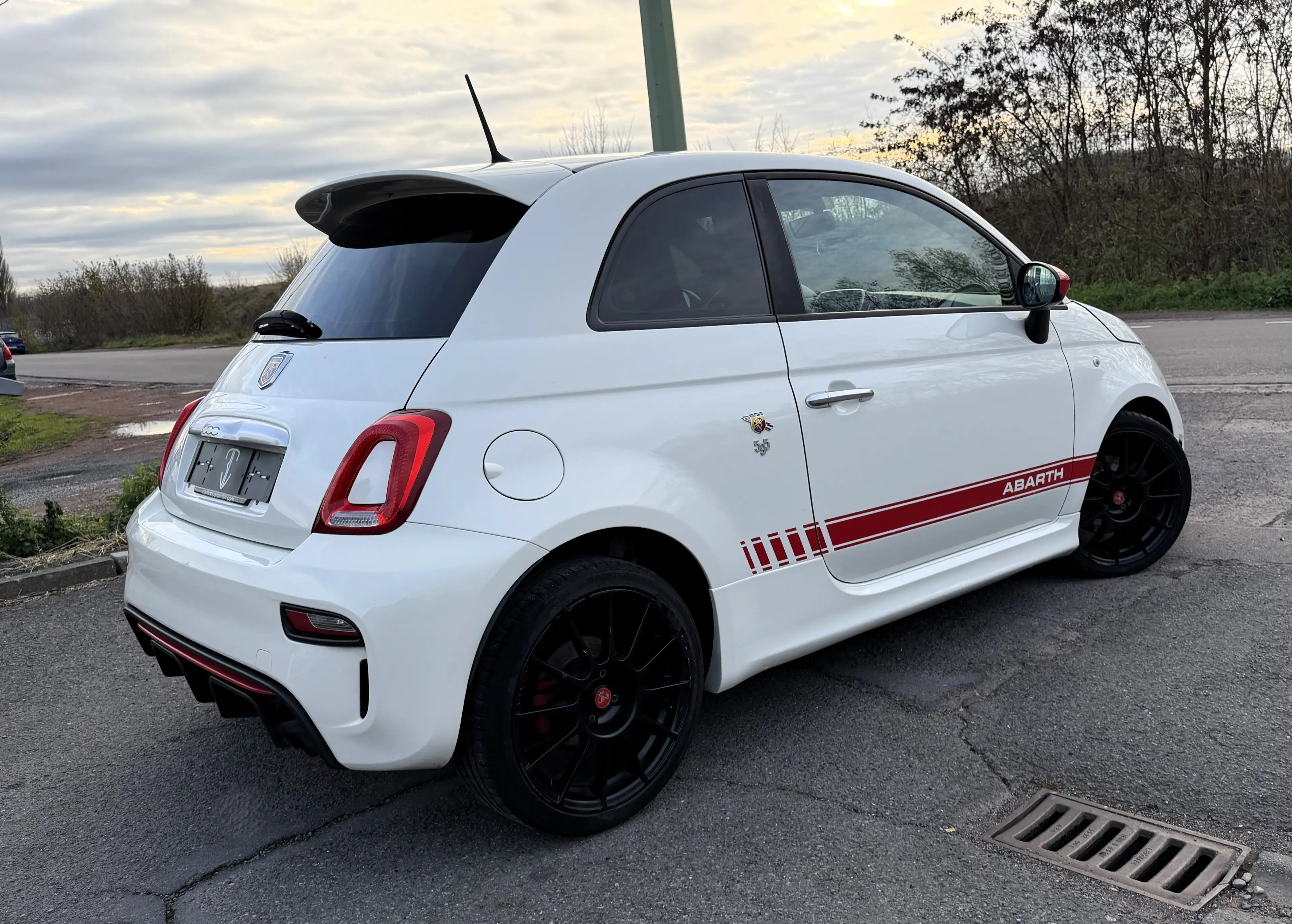 Abarth 595 500 1.4 T-Jet Abarth CARPLAY/CLIM/BLUETOOTH/JANTES — photo 10