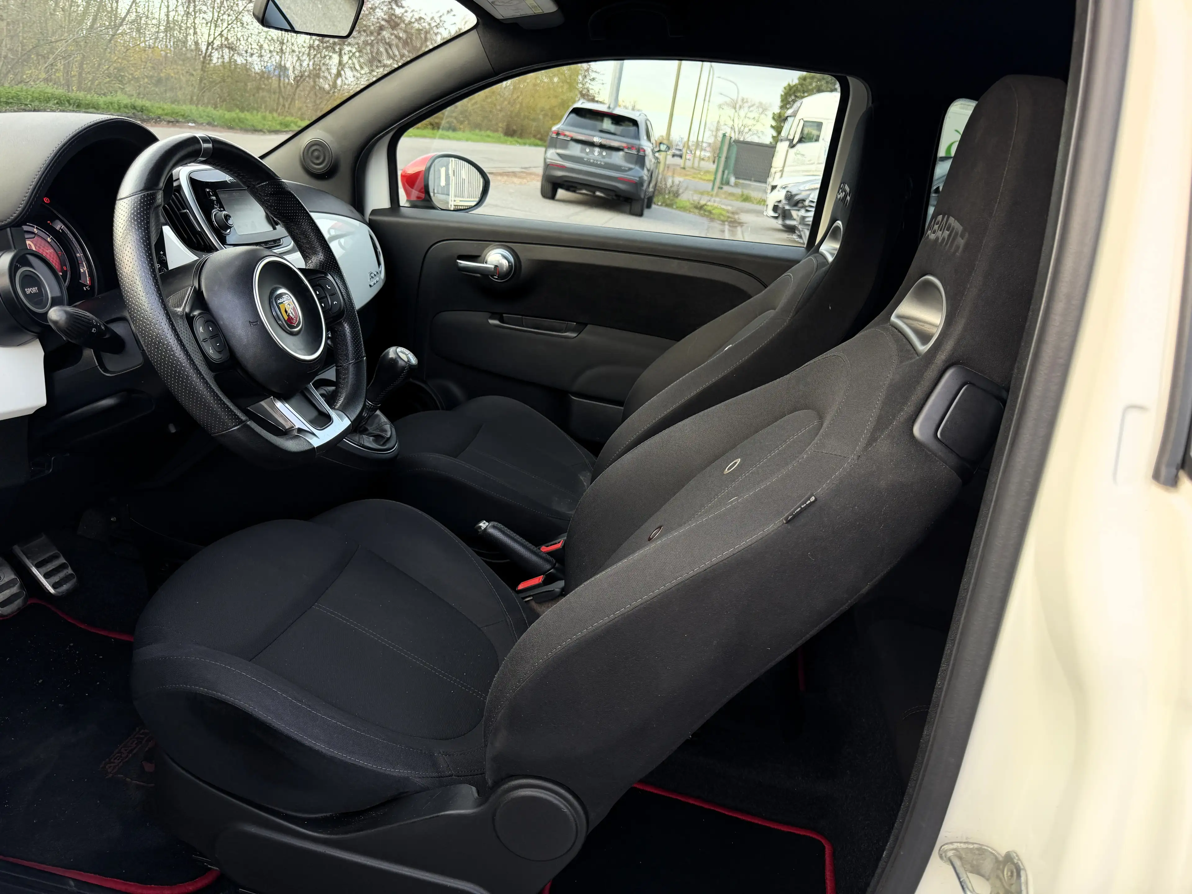 Abarth 595 500 1.4 T-Jet Abarth CARPLAY/CLIM/BLUETOOTH/JANTES — photo 15