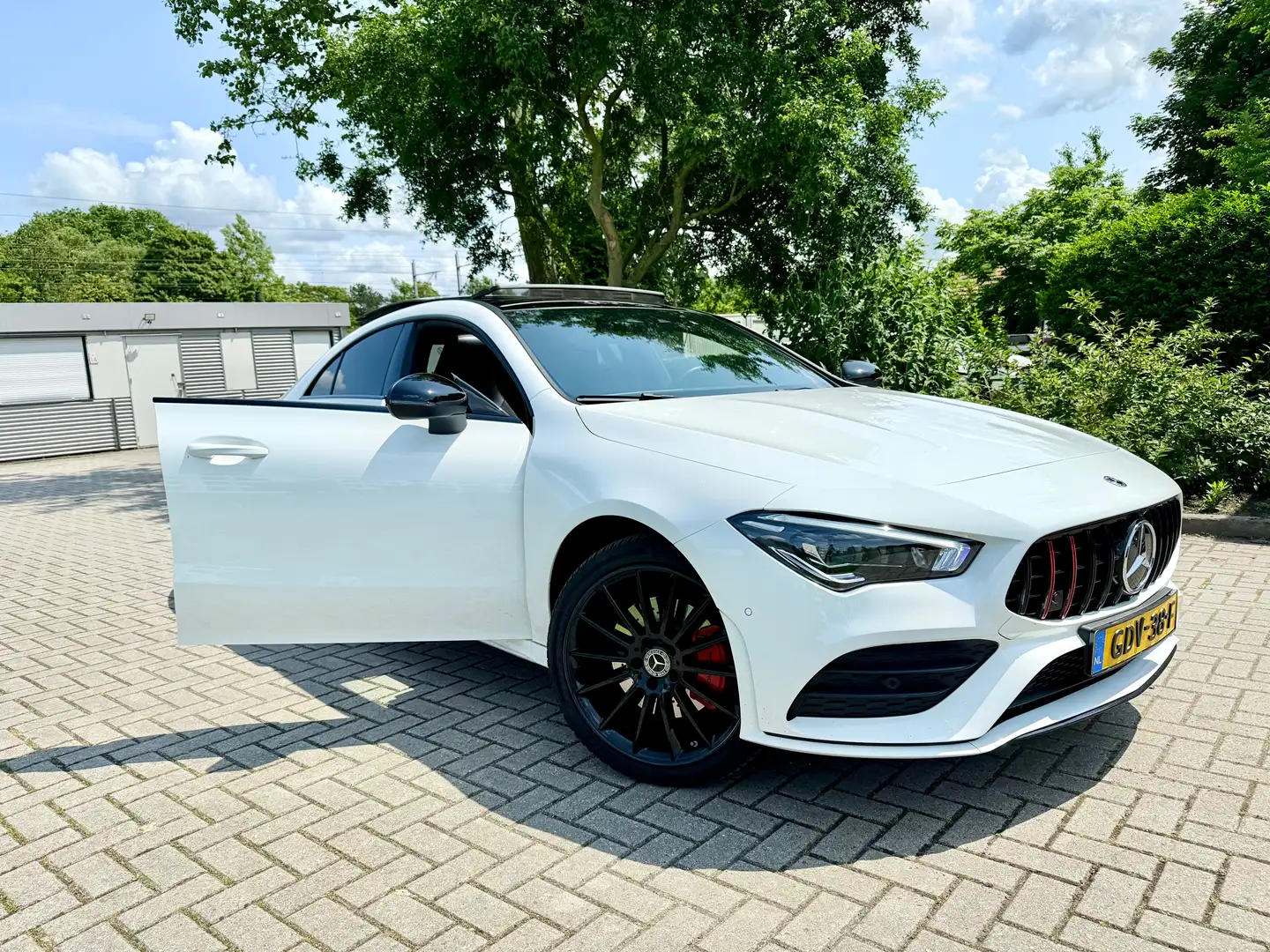 Mercedes-Benz CLA 250 Mercedes CLA 250 e 218pk 8G-DCT 2023 Wit Wit - 1