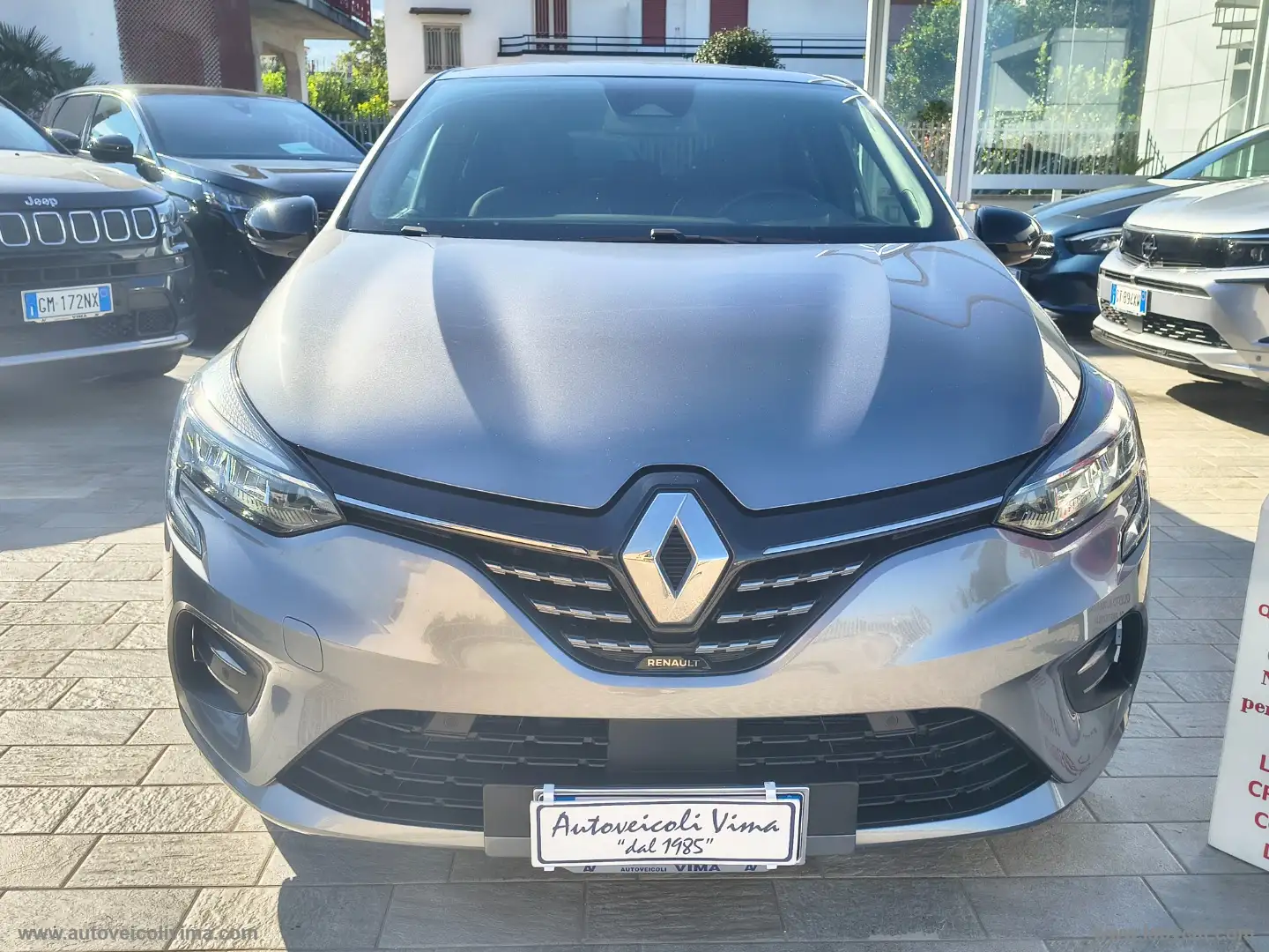 Renault Clio TCe 100 CV GPL Techno Grigio - 2