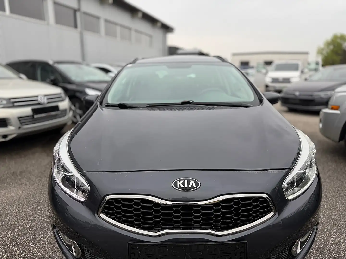 Kia Ceed / cee'd cee'd 1,6 CRDi Dynamic Pro Grau - 2
