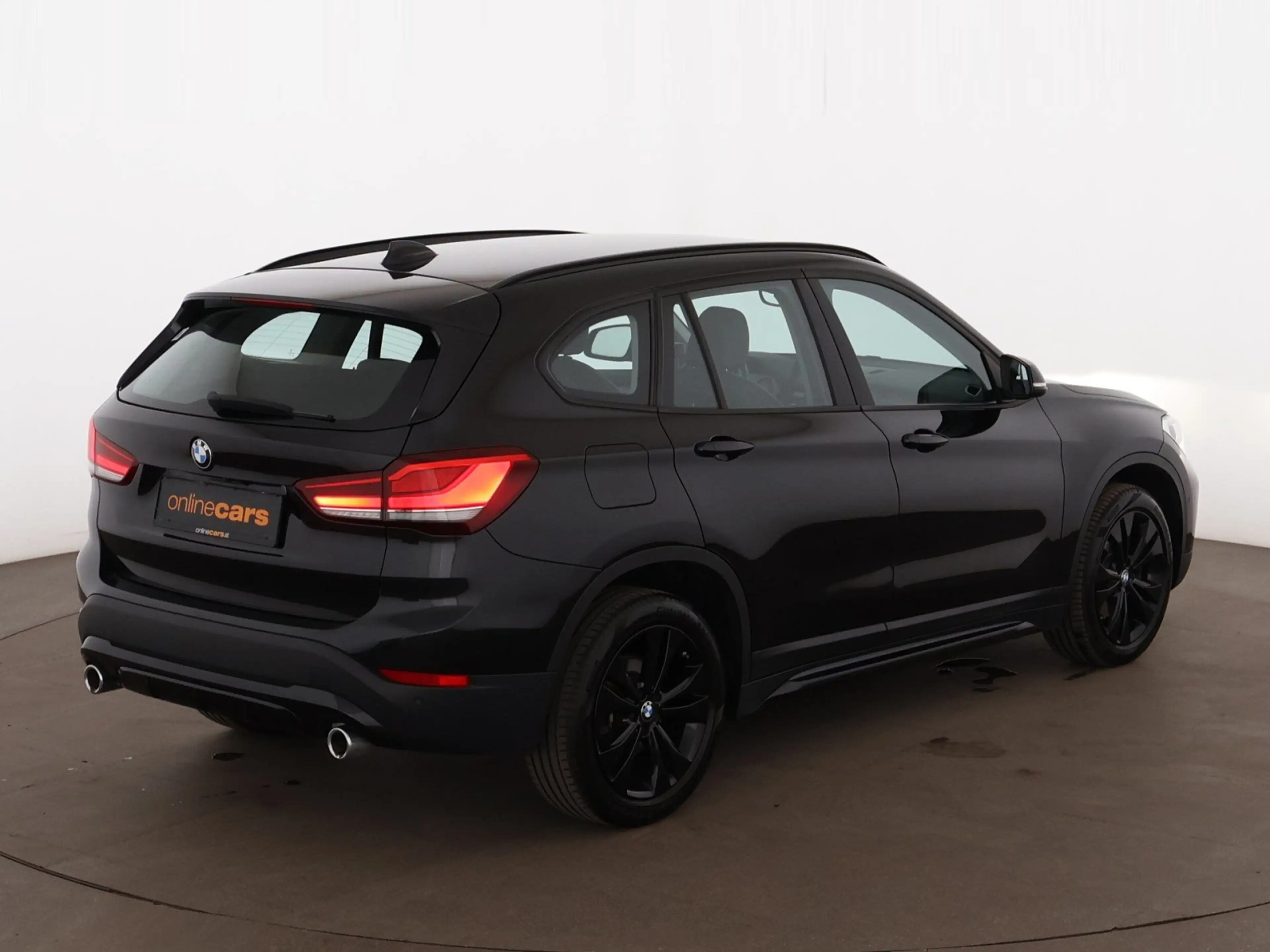 BMW X1 xDrive 18d Sport Line LED HEAD-UP LEDER NAVI — photo 8