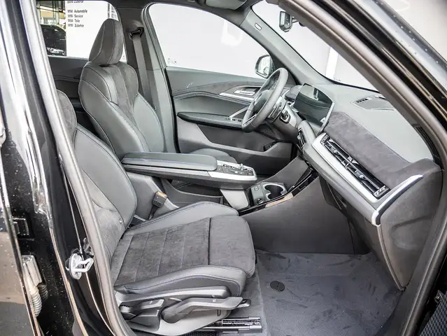 BMW X1 view 4
