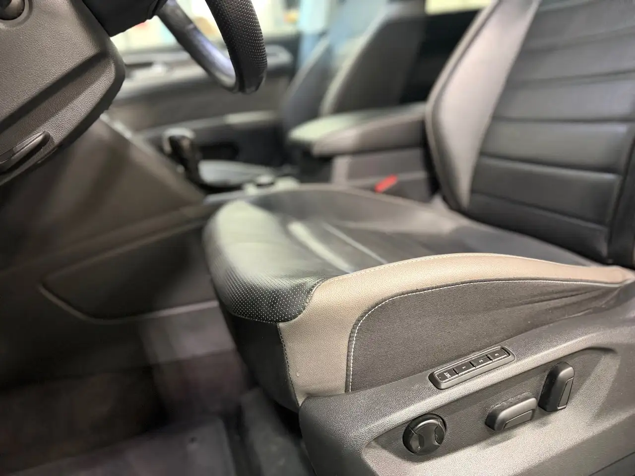 Volkswagen Atlas снимка Volkswagen Atlas