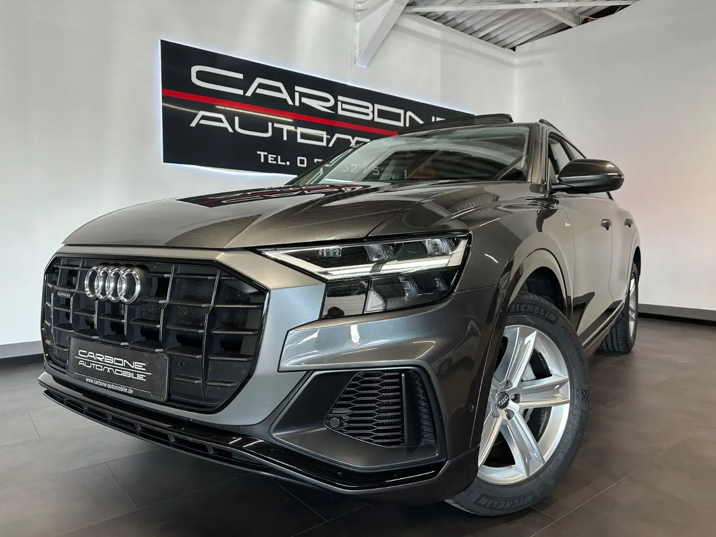 Audi Q8 50 TDI quattro**S-LINE Exterieur+Leder braun* Grau - 1