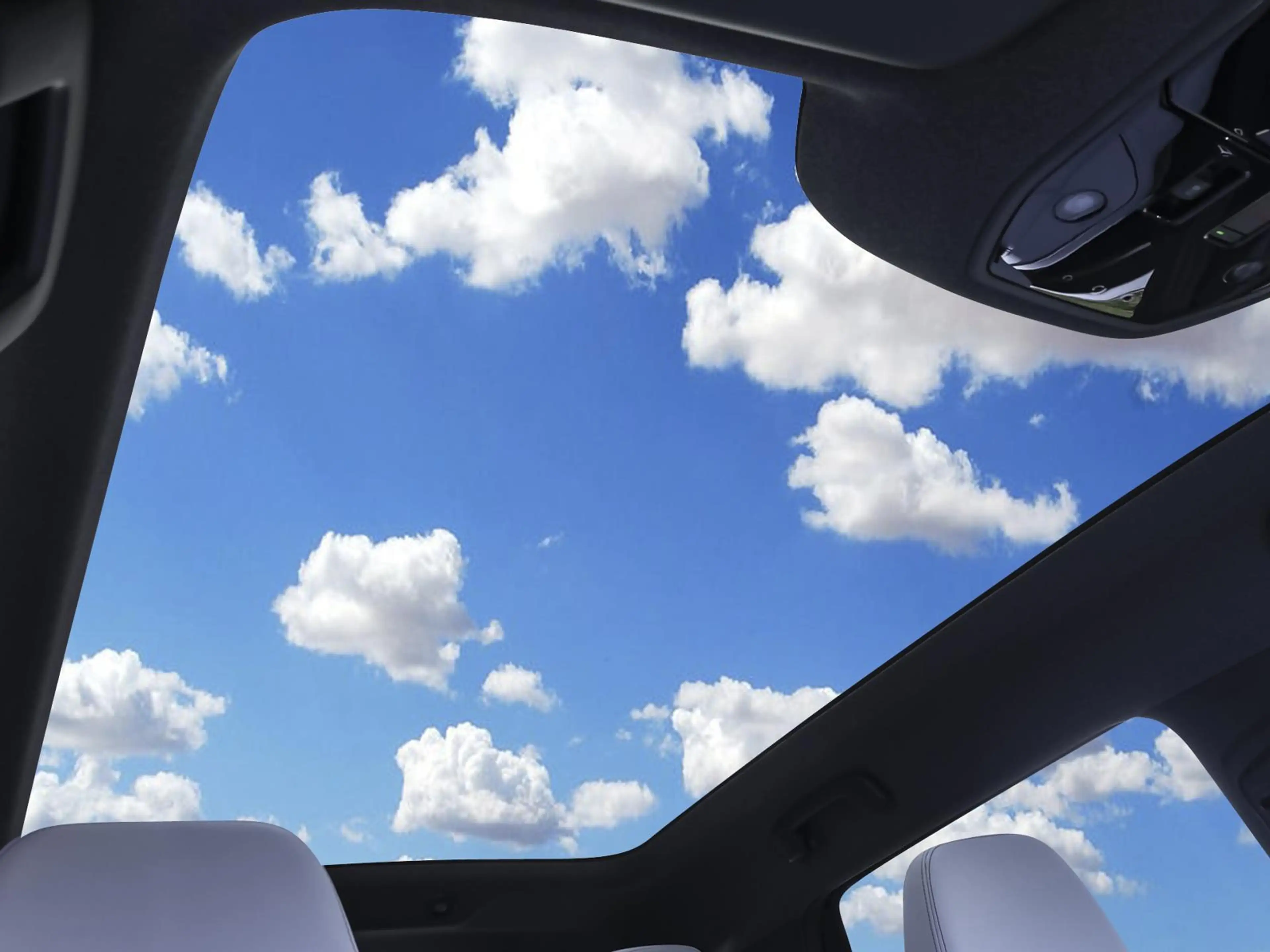Renault Espace Iconic Full Hybrid E-Tech 200 7-Sitzer PD — photo 6