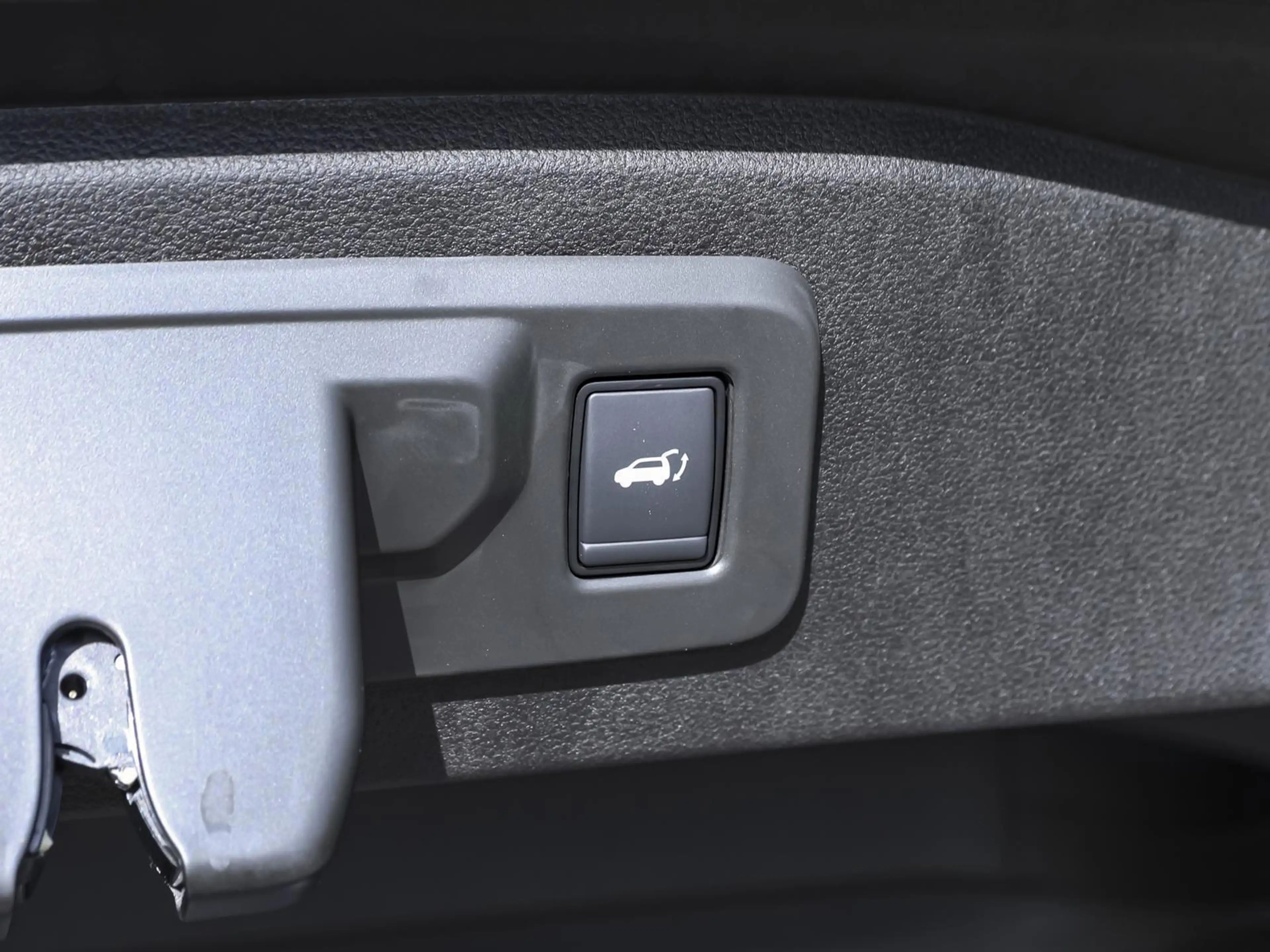 Renault Espace Iconic Full Hybrid E-Tech 200 7-Sitzer PD — photo 9