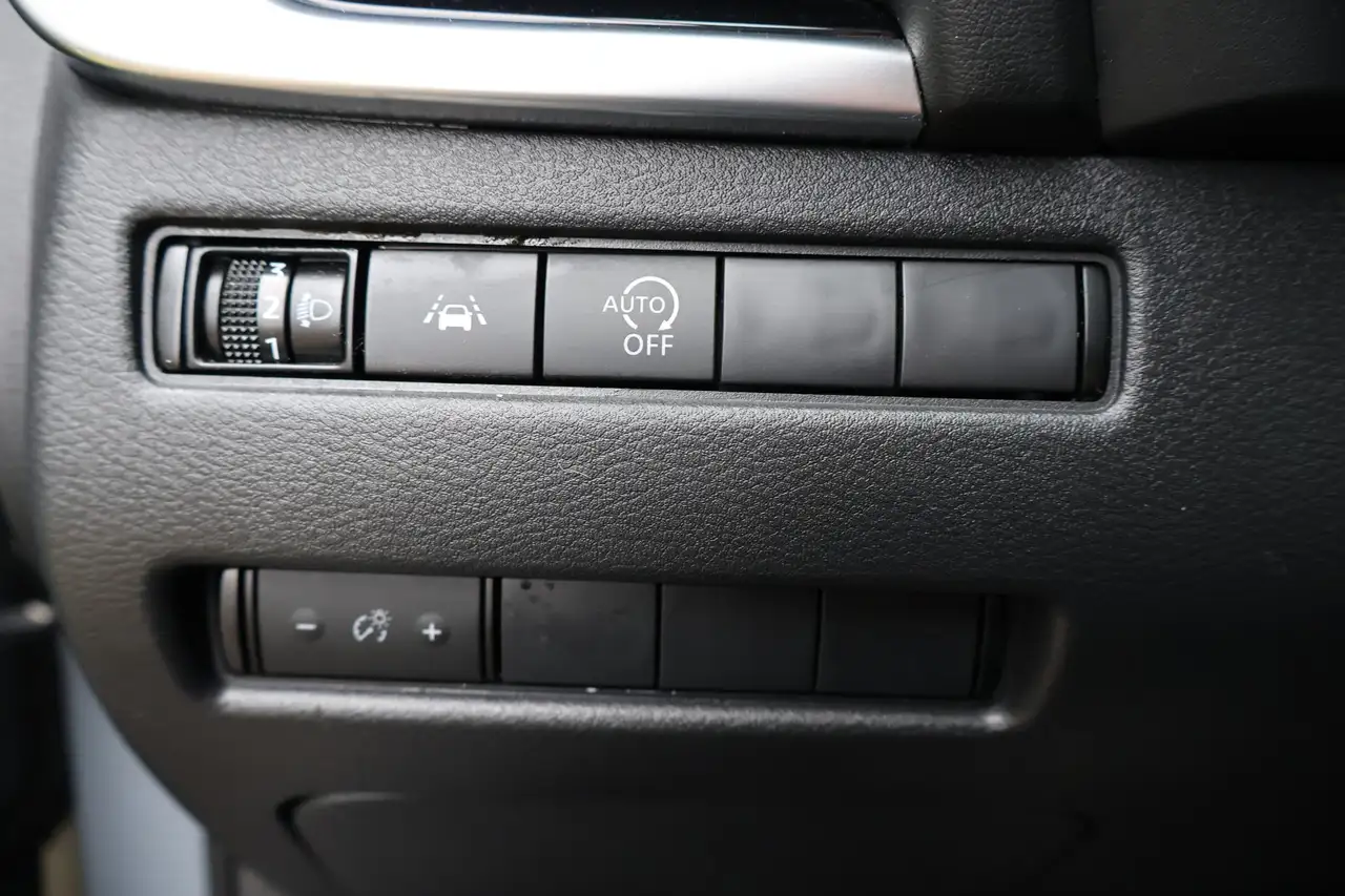 Nissan Qashqai 1.3 MHEV Xtronic N-Connecta 1e Eigenaar | Volledig 31