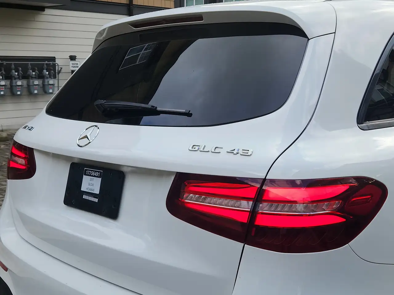 Mercedes-Benz GLC снимка Mercedes-Benz GLC