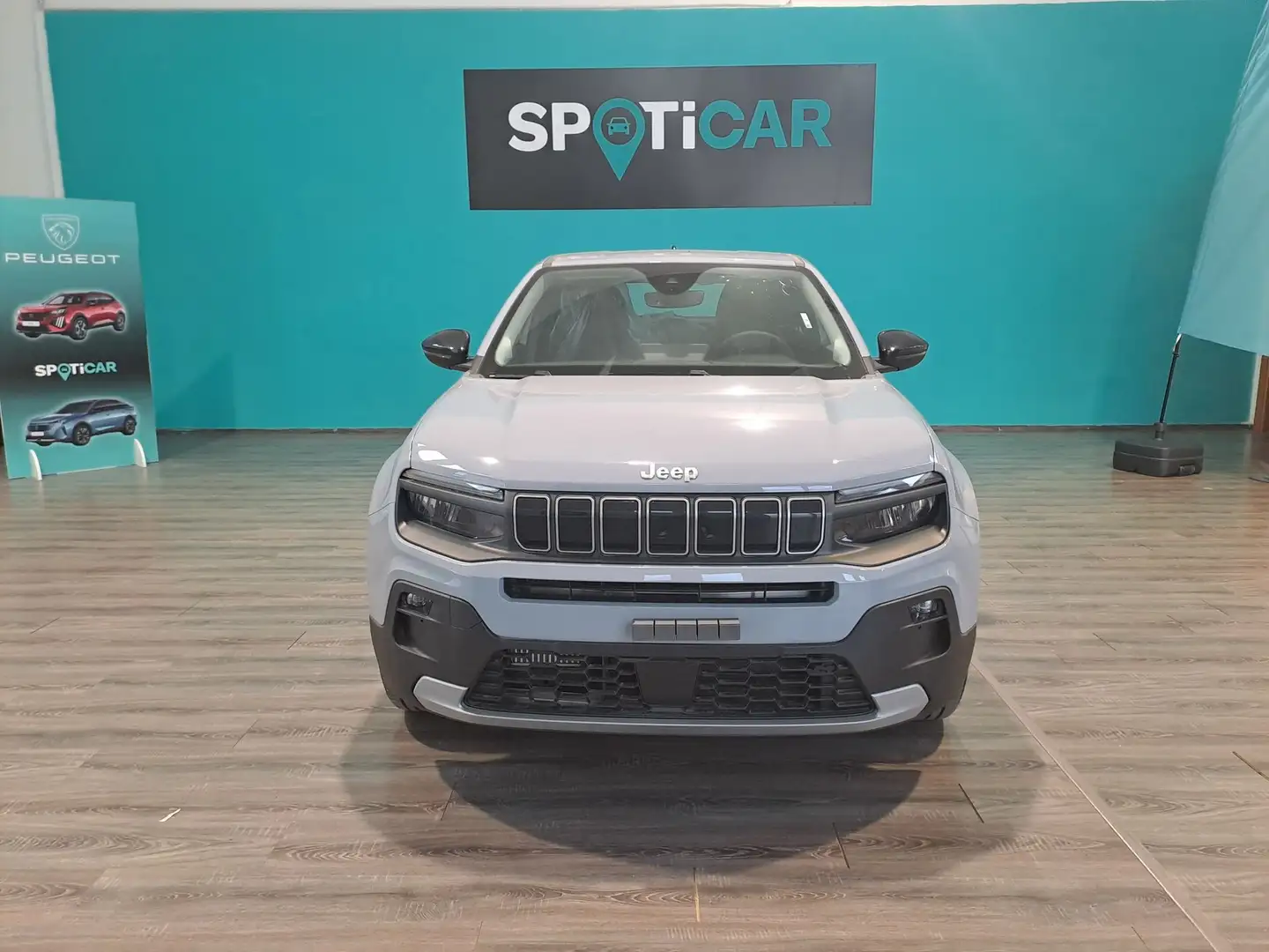 Jeep Avenger Avenger 1.2 Turbo 100 CV MHEV Altitude Grau - 2