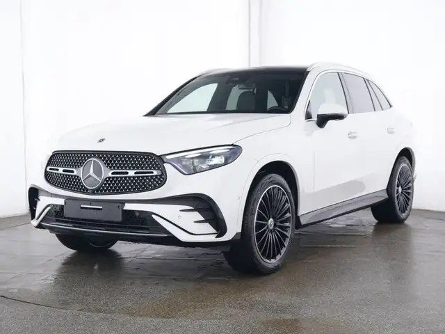 Mercedes-Benz GLC 300 e 4M Amg Panorama, Trekhaak, 360 Camera, ACC, Nigh
