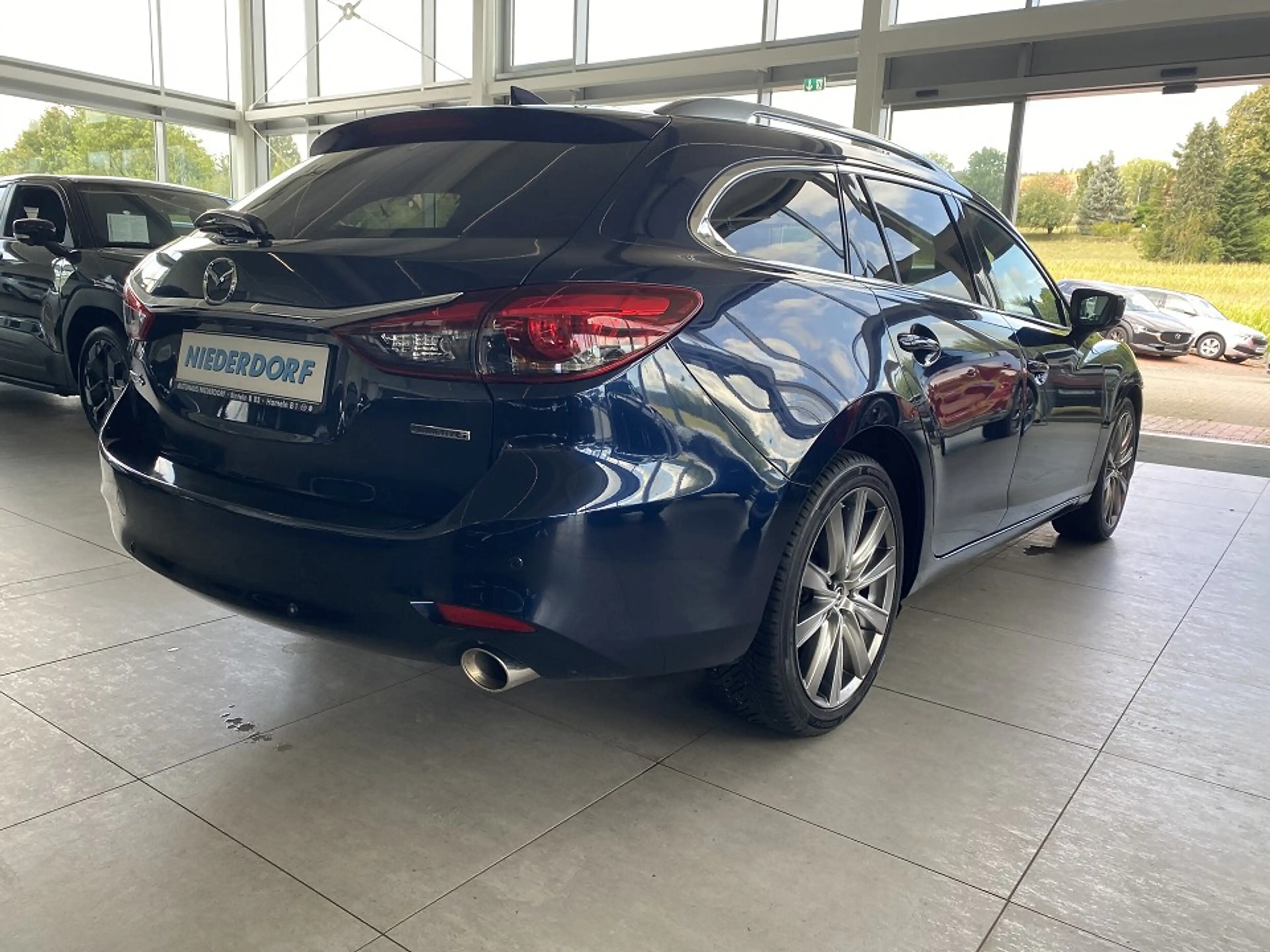 Mazda 6 2.5 Takumi Bose, Navi, Klima, Matrix, 360° — photo 2