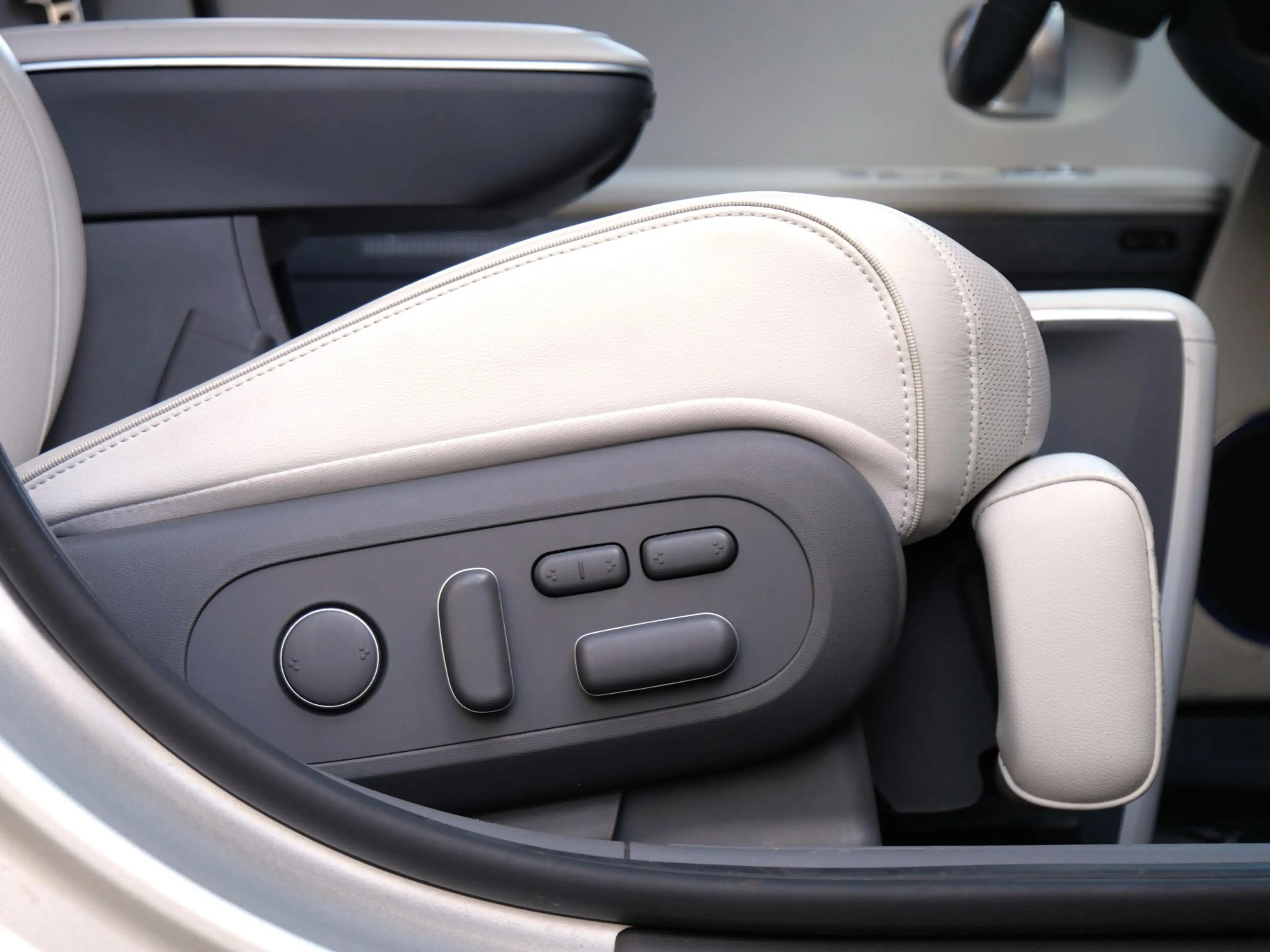 Hyundai IONIQ 5 73kWh LOUNGE/ 360°CAMERA/ ELEKT. STOELEN/ BOSE/ TR — photo 9