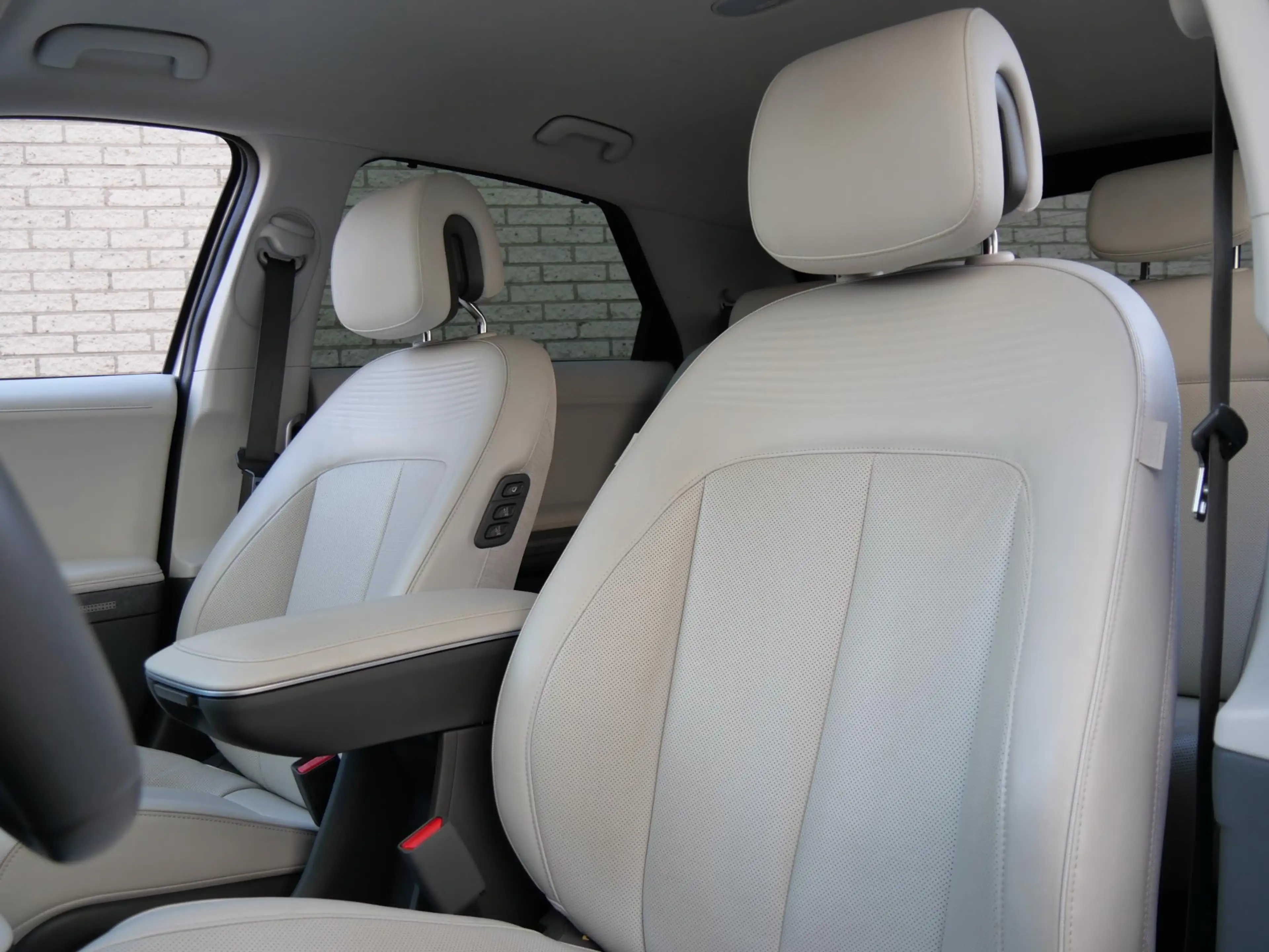 Hyundai IONIQ 5 73kWh LOUNGE/ 360°CAMERA/ ELEKT. STOELEN/ BOSE/ TR — photo 6
