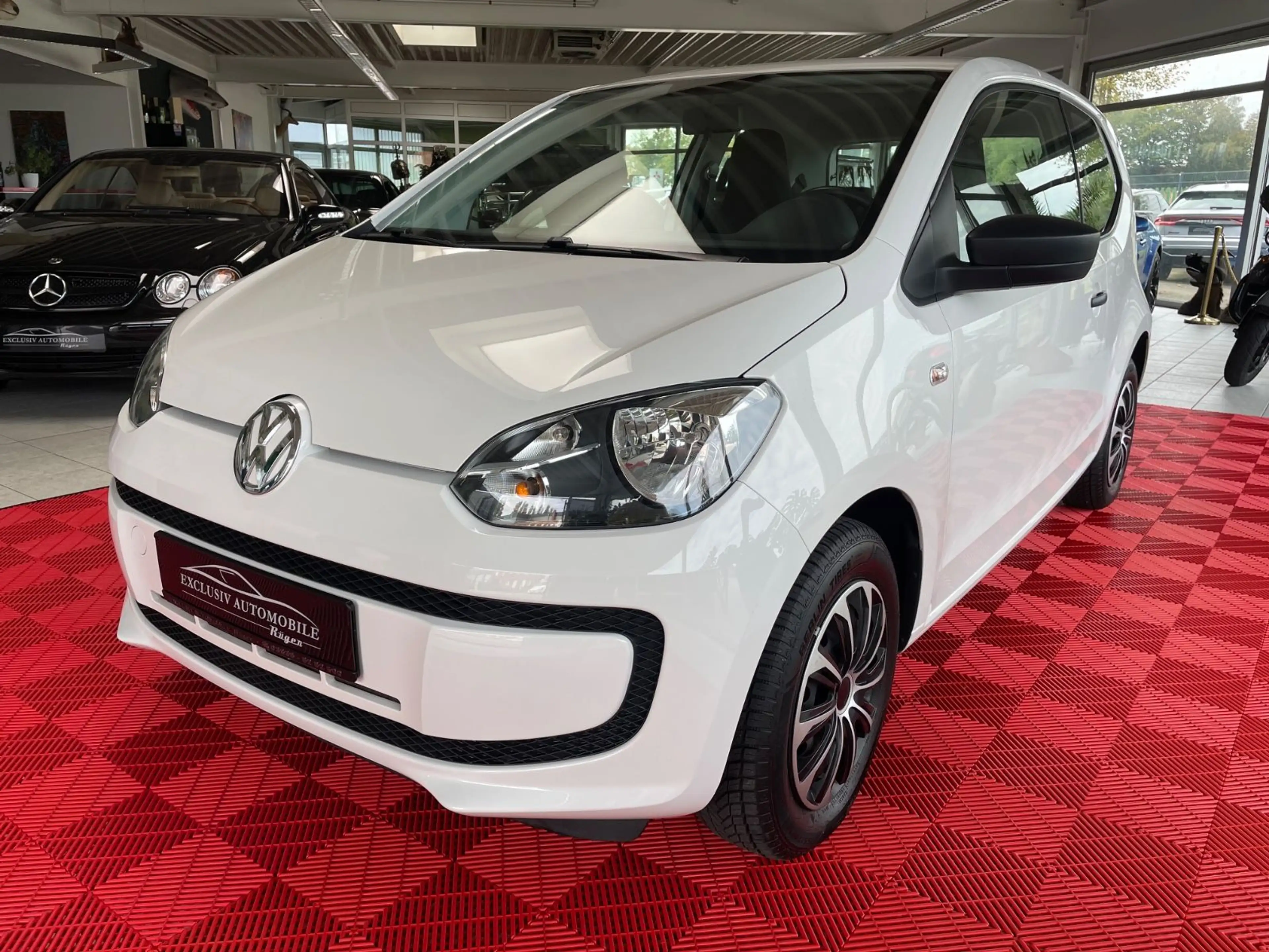 Volkswagen up! Klima ZV Fensterheber Allwetter TÜV NEU