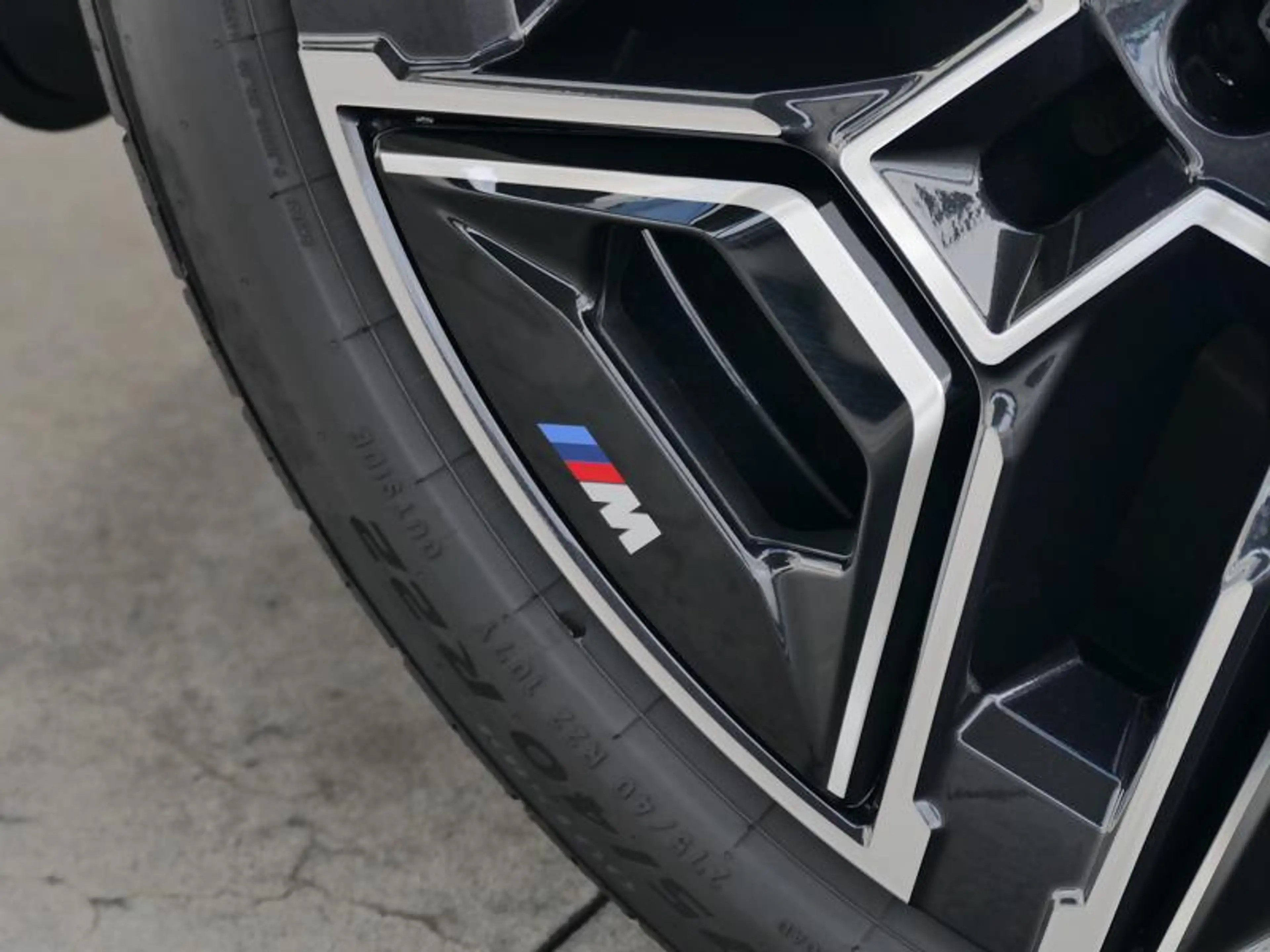 BMW iX xDrive60 M Sport PRO | TOWB | Drive PRO — photo 10