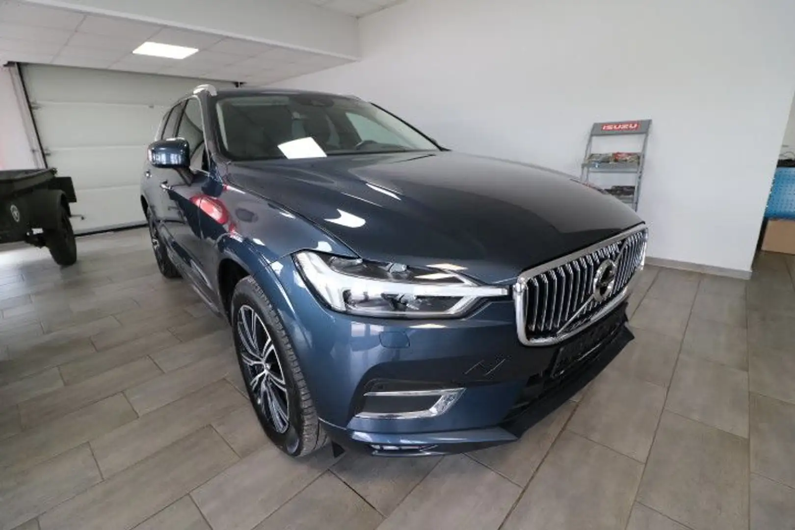 Volvo XC60 Inscription 2WD Bleu - 1