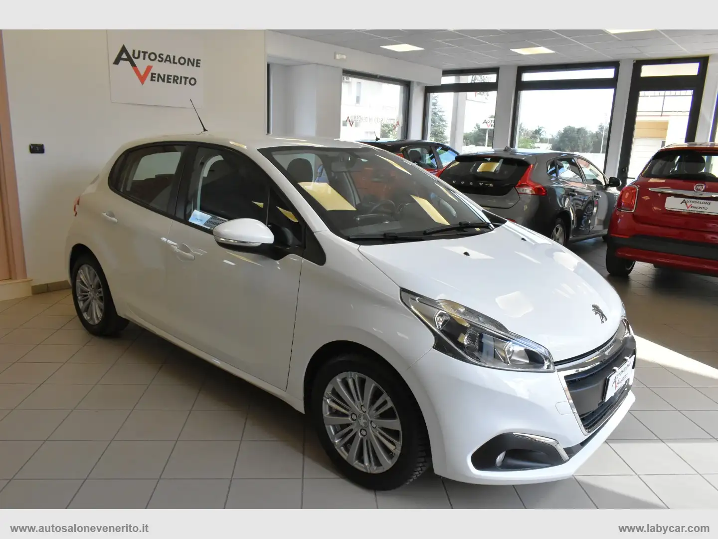 Peugeot 208 PureTech 82 S&S 5p. Allure Blanc - 2