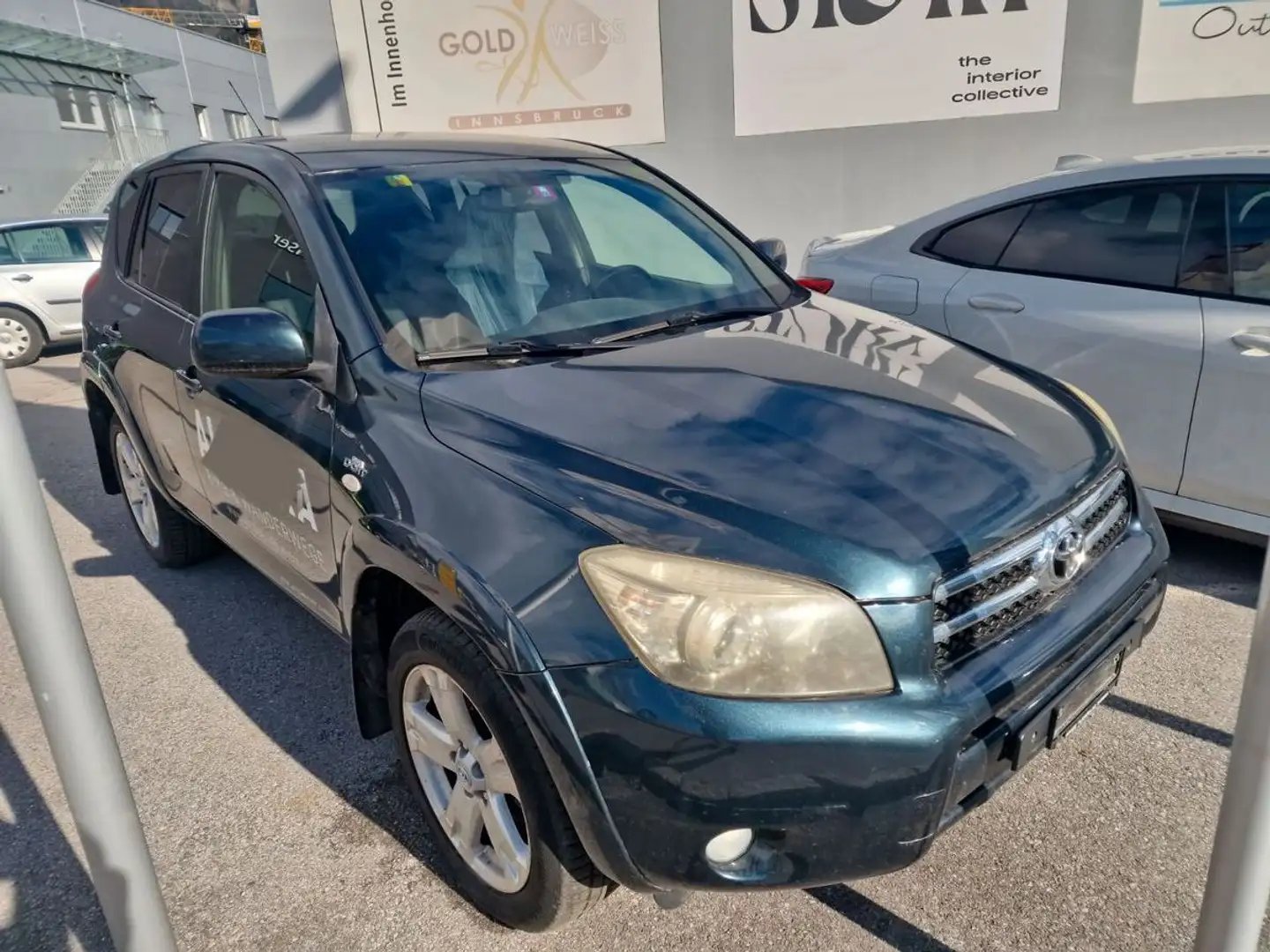 Toyota RAV 4 4 2.2 D4D CP Grün - 2