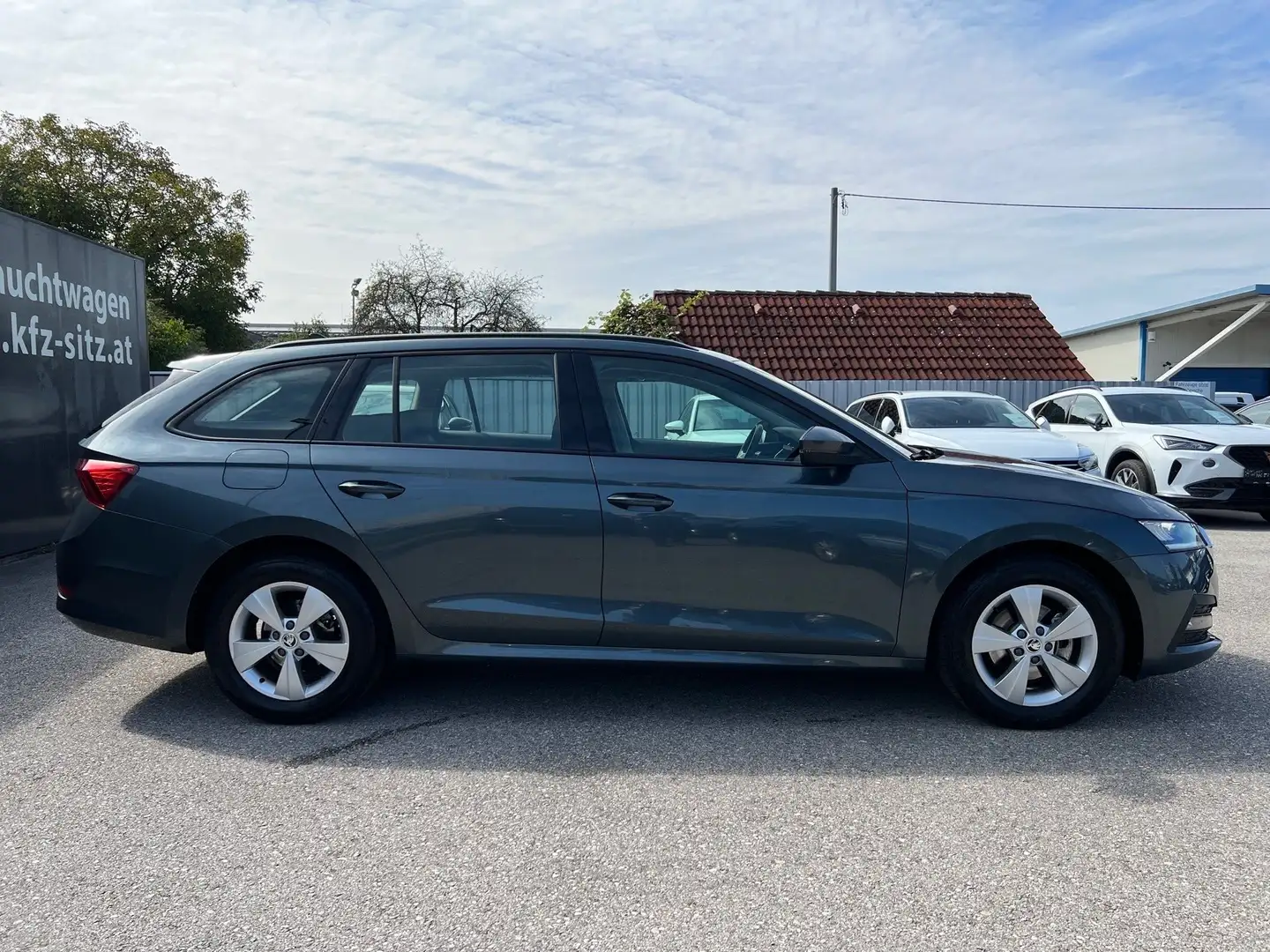 Skoda Octavia Combi 2,0 TDI Ambition DSG | ACC Grau - 2