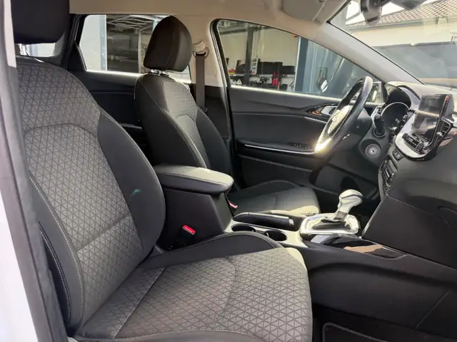 Kia Ceed view 15