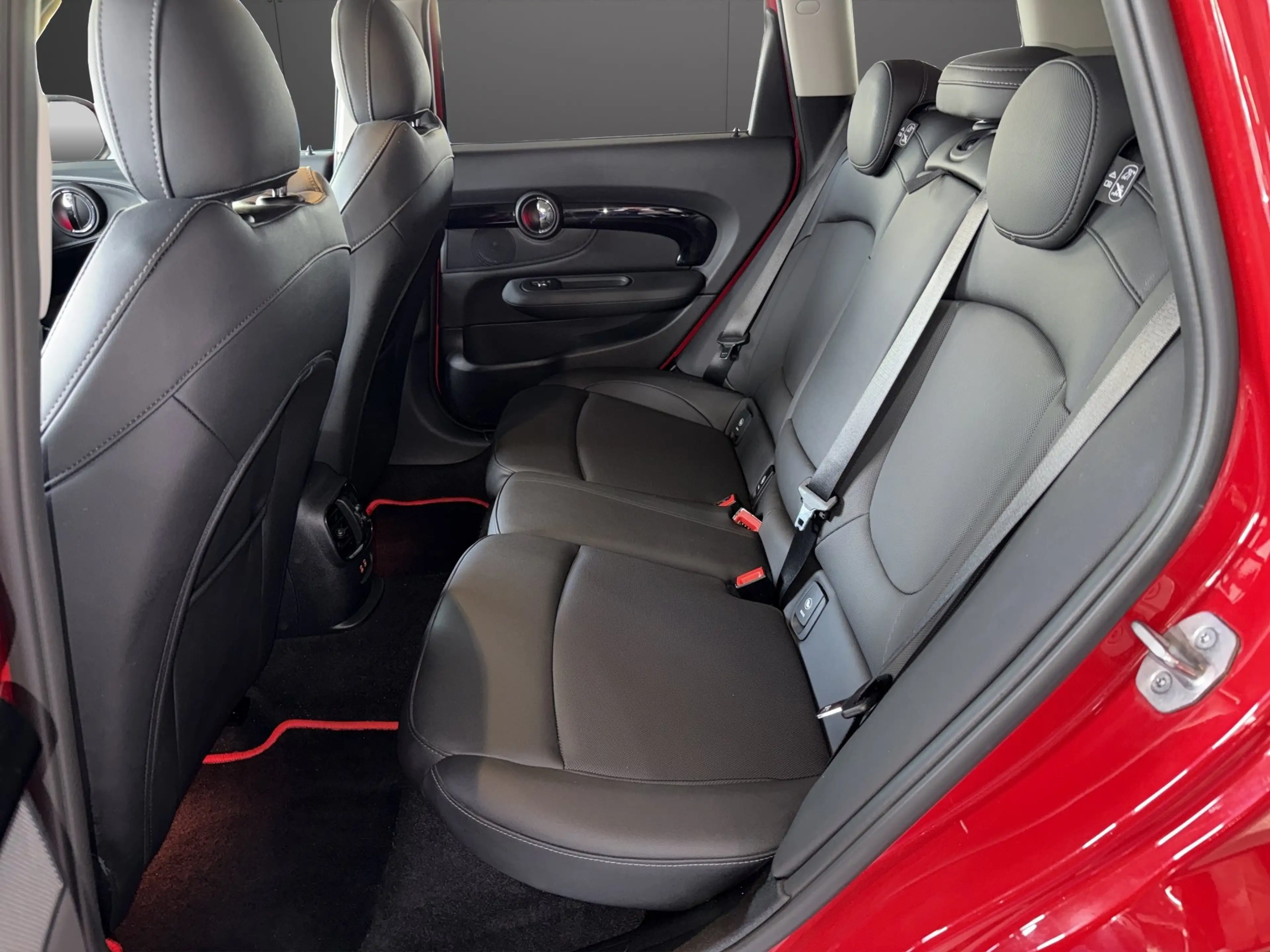 MINI Cooper Clubman 1.5 Classic Trim — photo 12