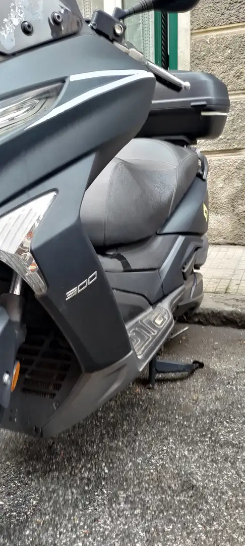 Kymco X-Town 300i Černá - 2