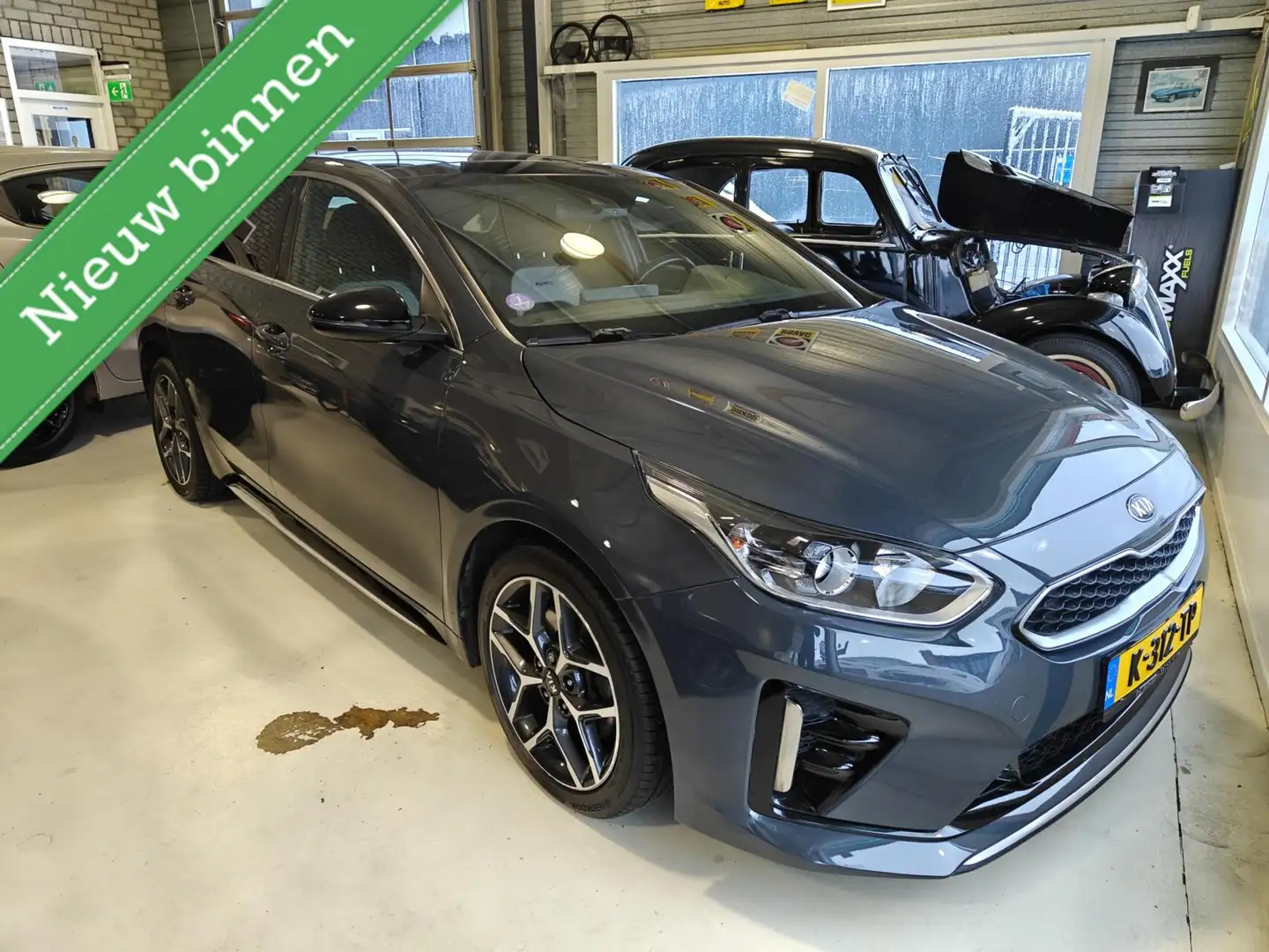 Kia ProCeed / pro_cee'd 1.5 T-GDi MHEV GT-Line Edition Grau - 1