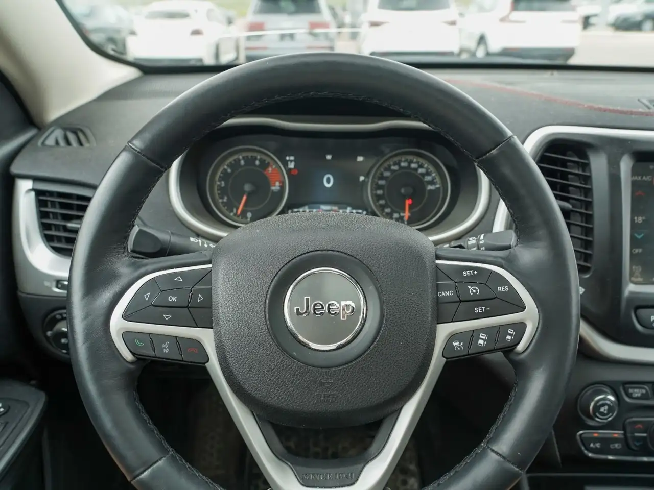 Jeep Cherokee photo Jeep Cherokee