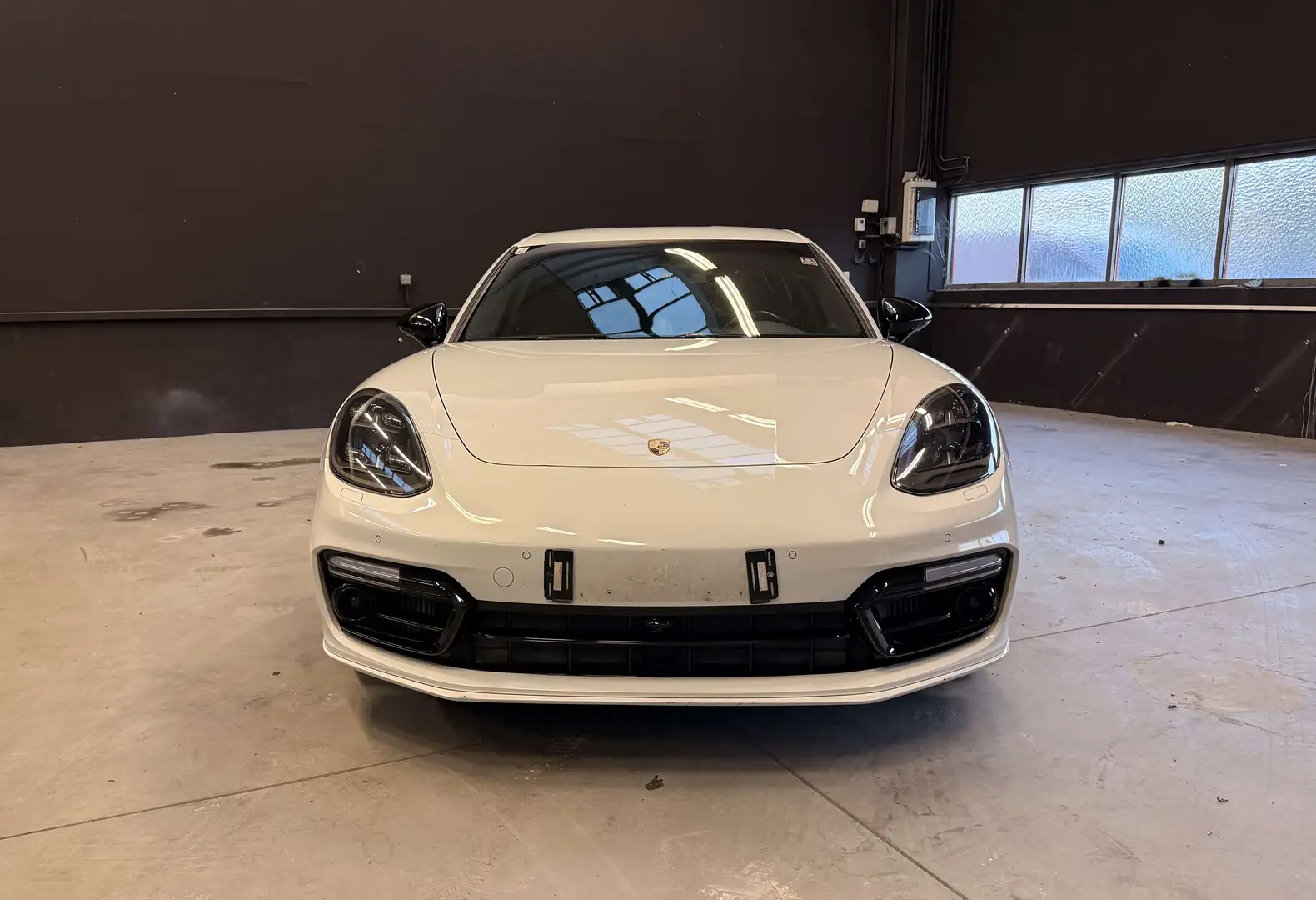 Porsche Panamera 4 E-Hybrid PHEV Sport Turismo Aut. Weiß - 1