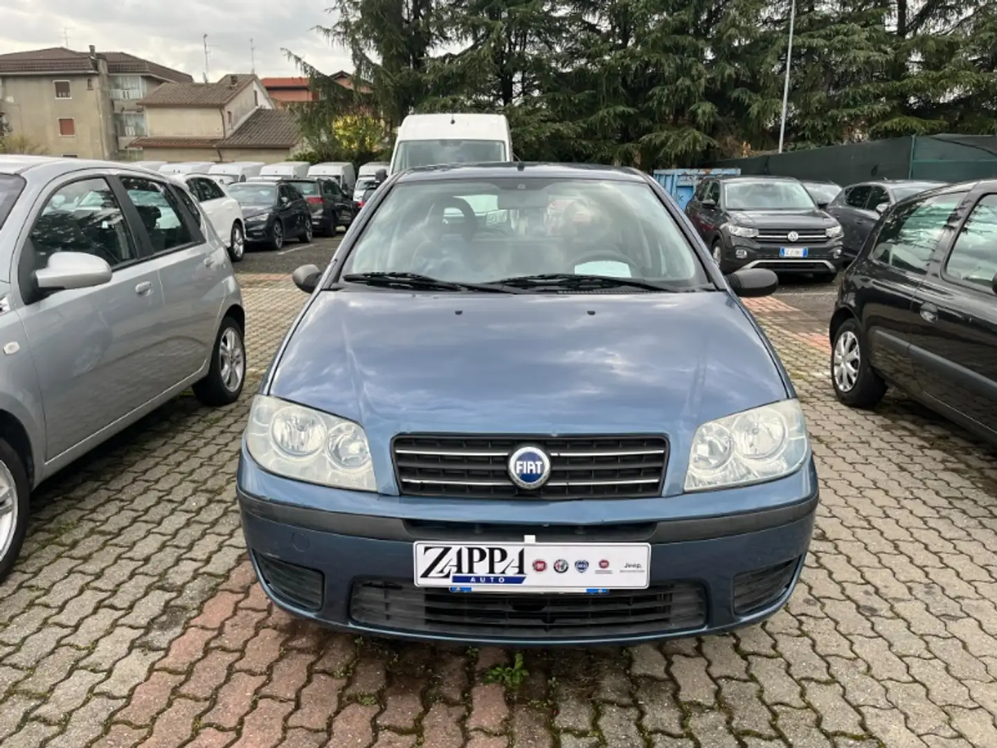 Fiat Punto 5 Porte 1.2  Dynamic Bleu - 2