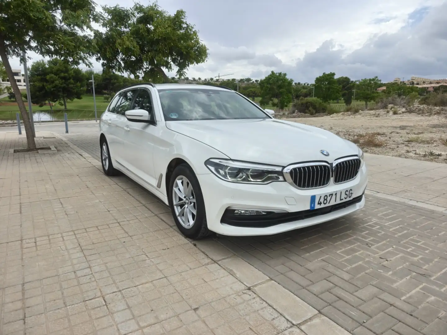 BMW 520 520dA Touring - 1