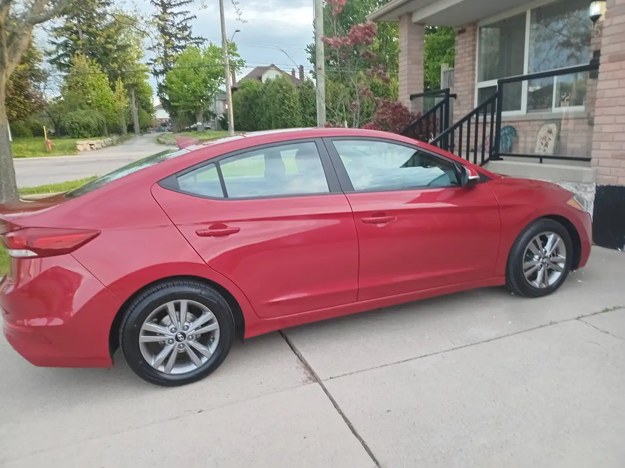 Hyundai ELANTRA снимка Hyundai ELANTRA