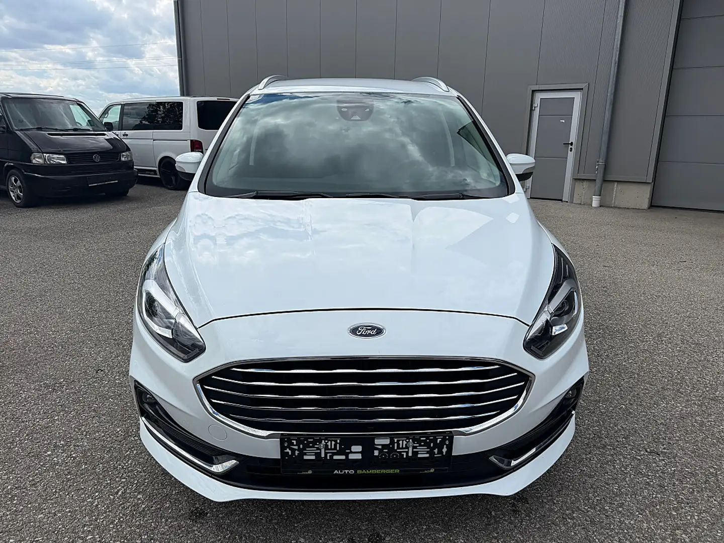 Ford Galaxy 2,5 Duratec Hybrid Titanium Aut. Weiß - 2