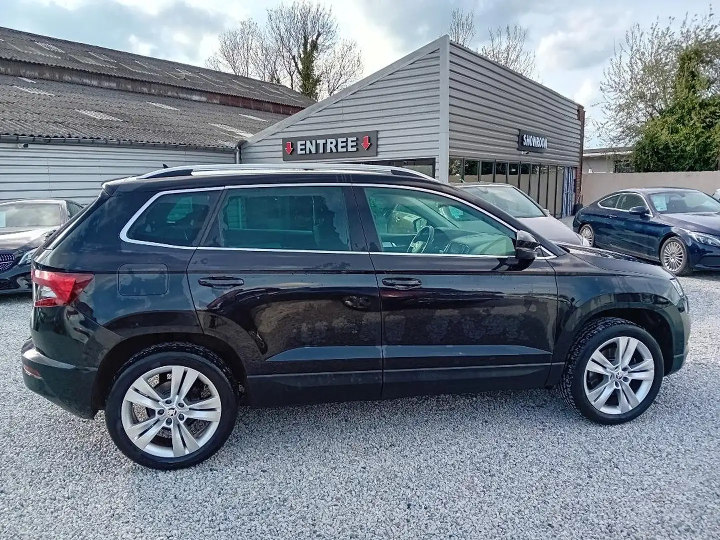 Skoda Karoq 1.6 TDI 116 ch Business Noir - 1