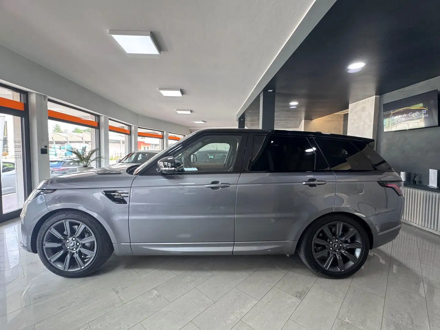 Land Rover Range Rover Sport HSE Dynamic 3.0 D 250 MHEV Grau - 2