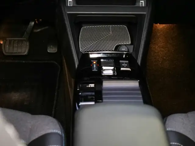 Citroen C4 view 10