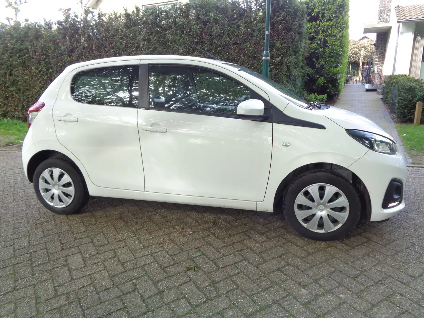 Peugeot 108 1.0 e-VTi Active White - 1