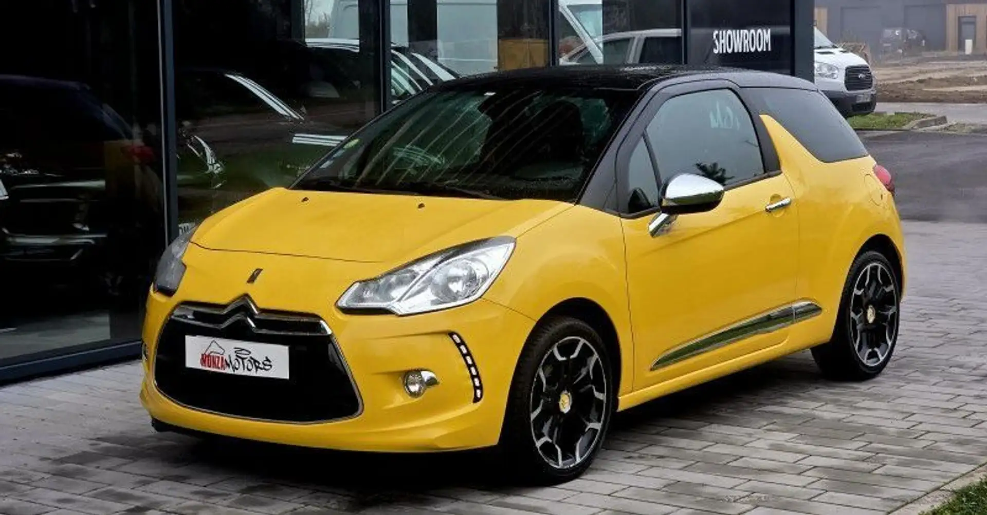 Citroen DS3 1.6 E-HDI90 (92) AIRDREAM SO CHIC 5CV Jaune - 2