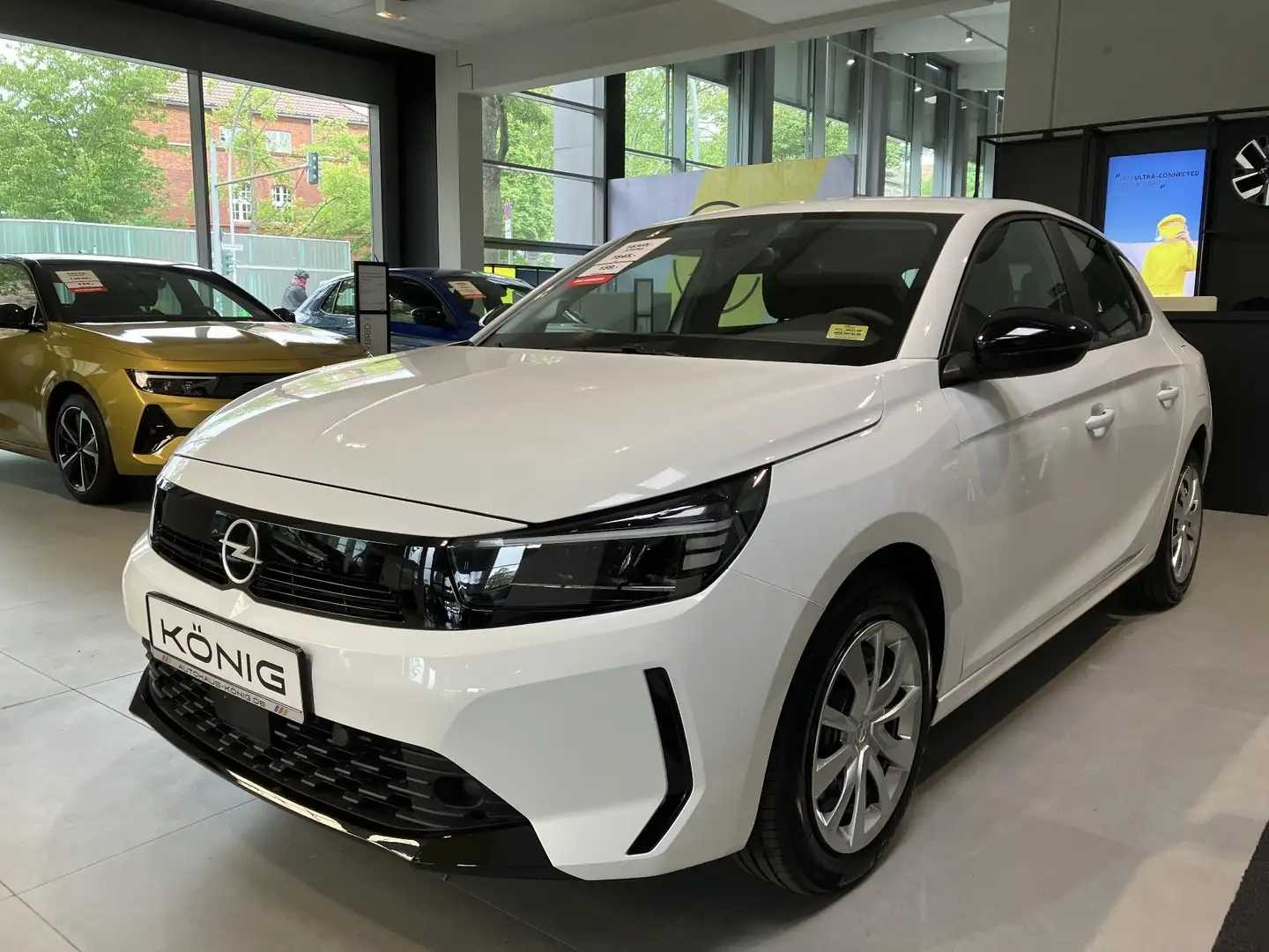 Opel Corsa Edition 1.2 AUTOMATIK Weiß - 1