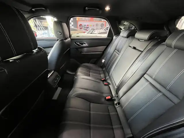 Land Rover Range Rover Velar view 14
