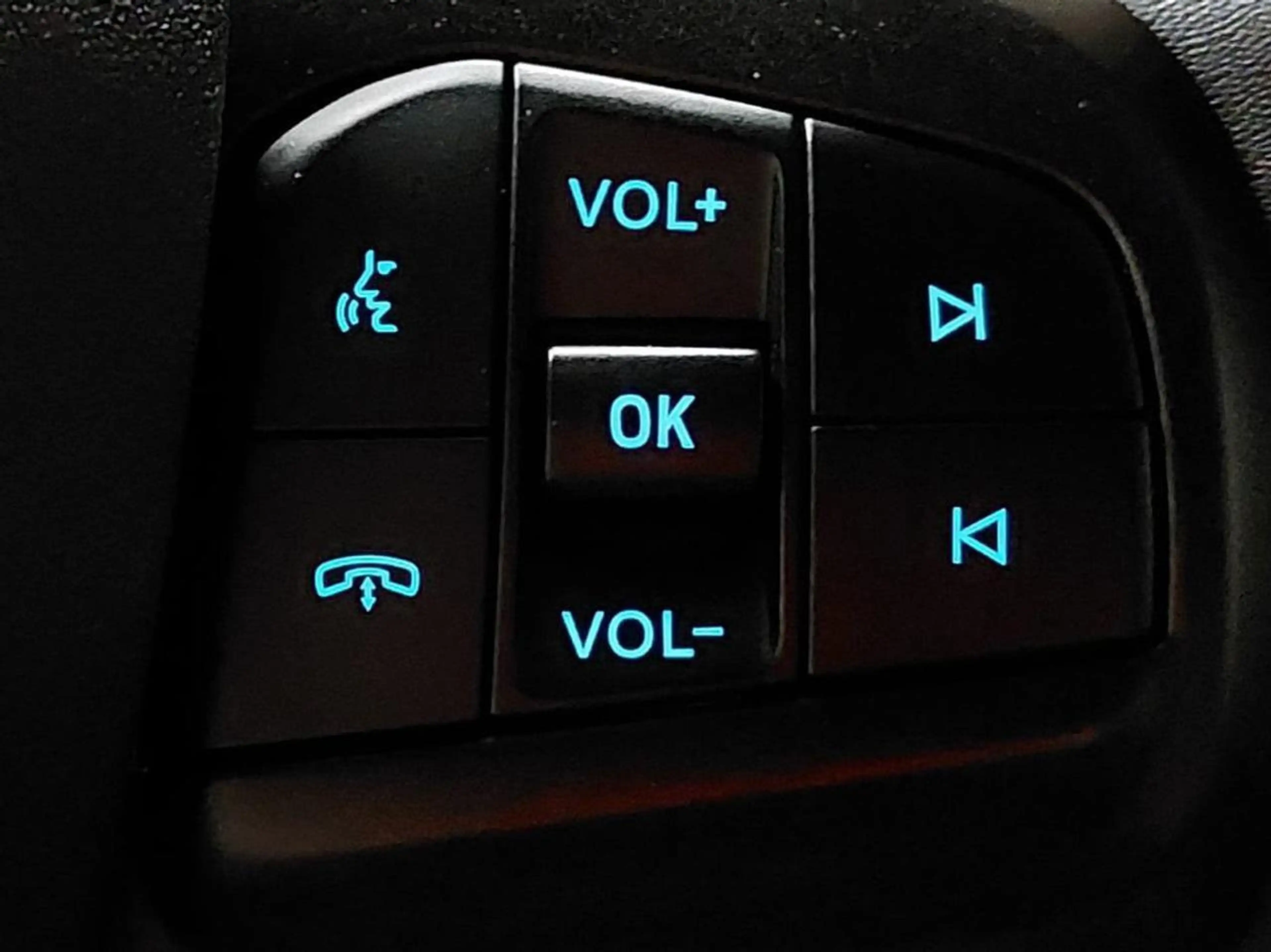 Ford Mustang Mach-E 99kwh AWD Extended Range 351CV *DEMO*GPS*CUIR — photo 11