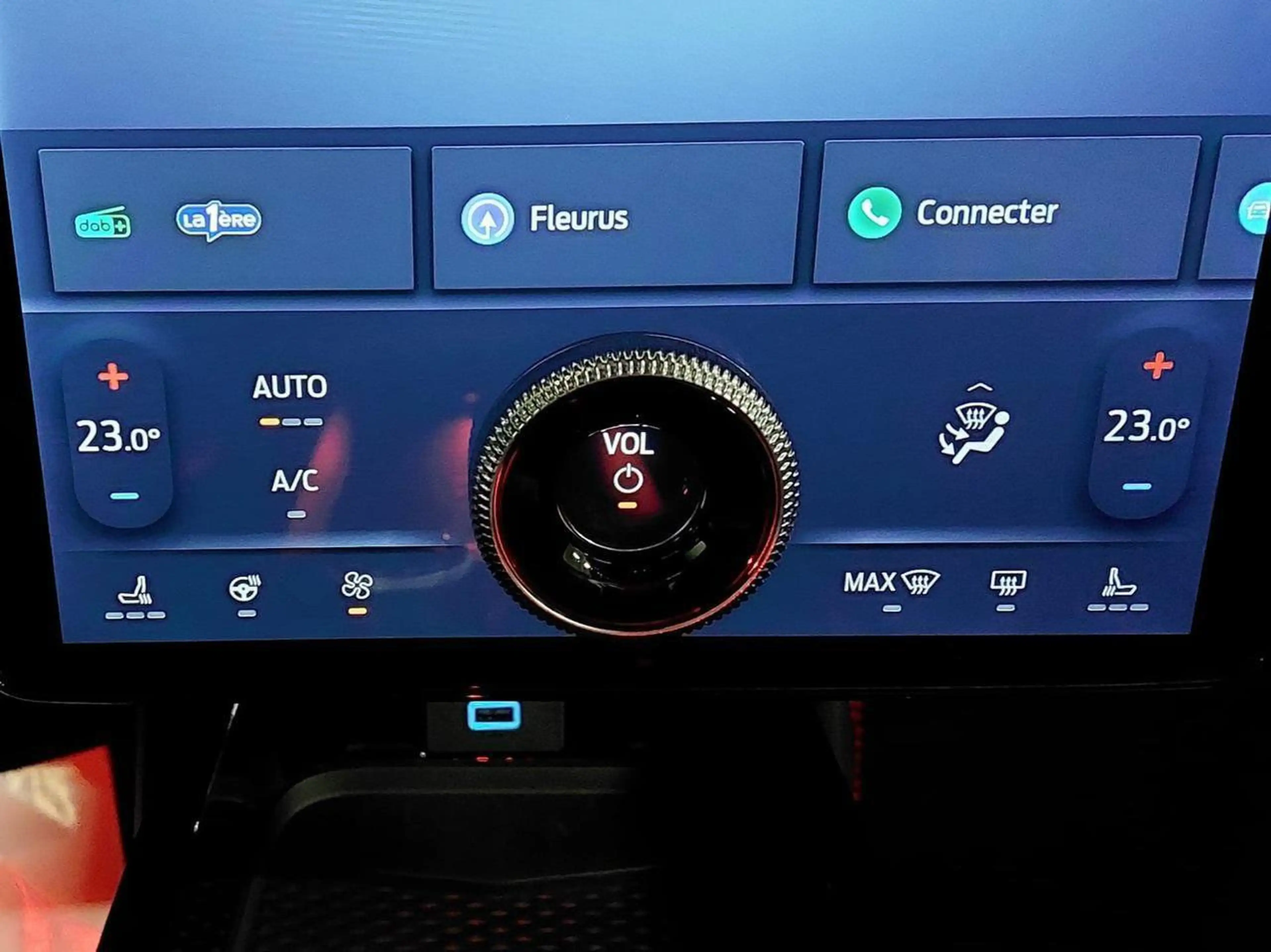 Ford Mustang Mach-E 99kwh AWD Extended Range 351CV *DEMO*GPS*CUIR — photo 14