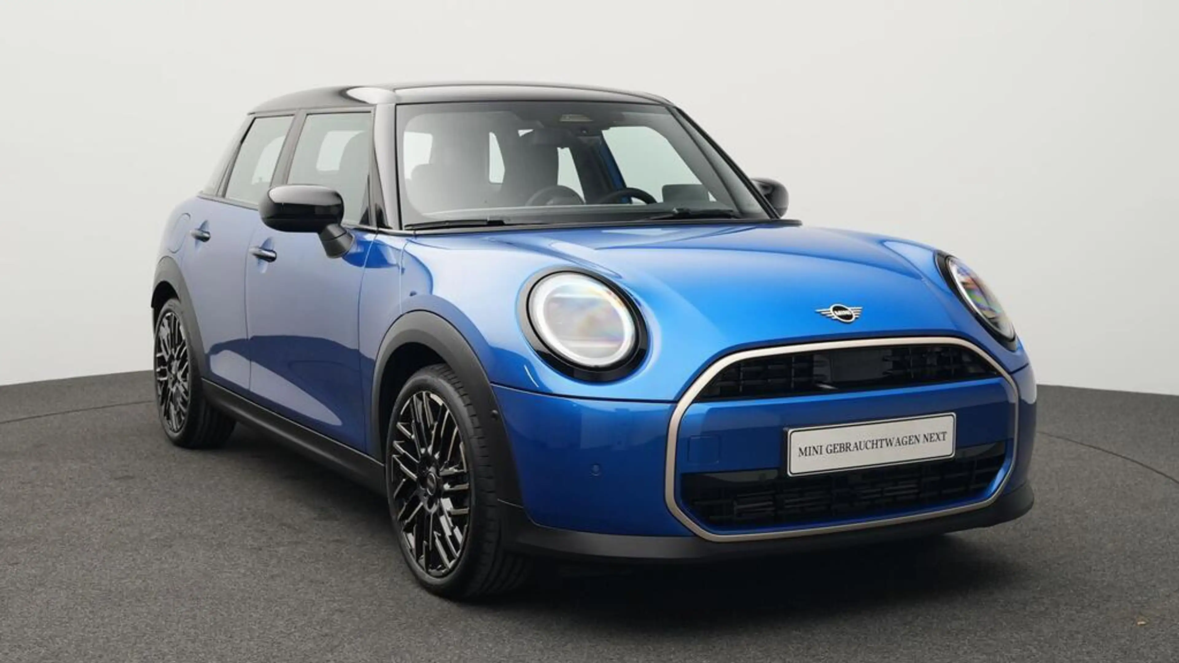 MINI Cooper C Favoured Trim — photo 14