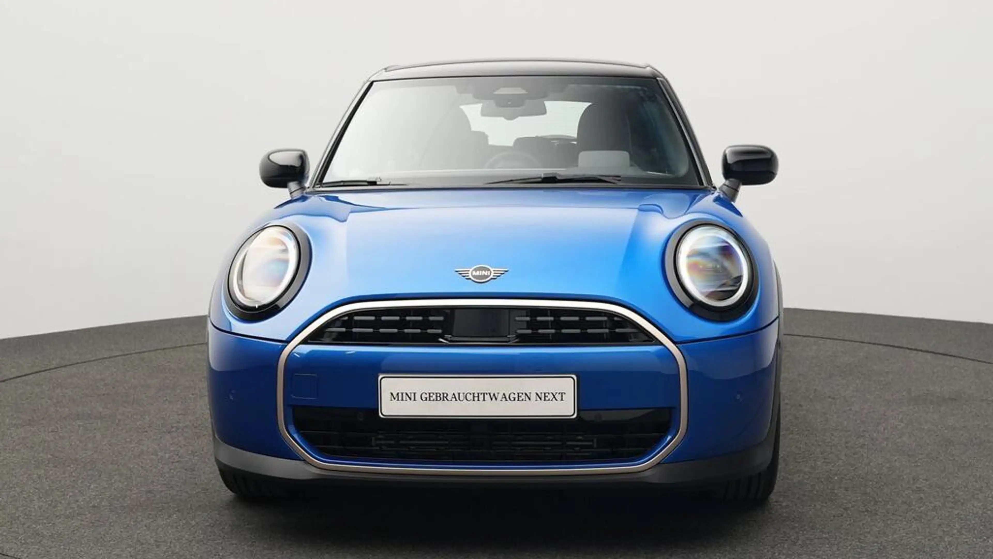 MINI Cooper C Favoured Trim — photo 15